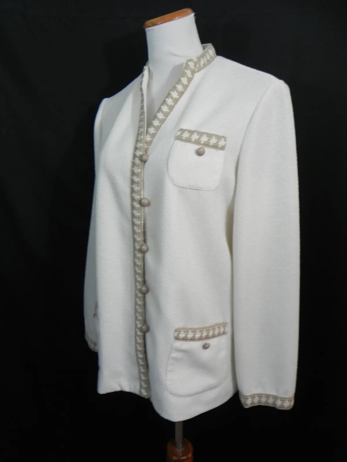 1980s MONTGOMERY WARDS Winter White Polyester Leisure Pants Suit sz 15/16 ( L )