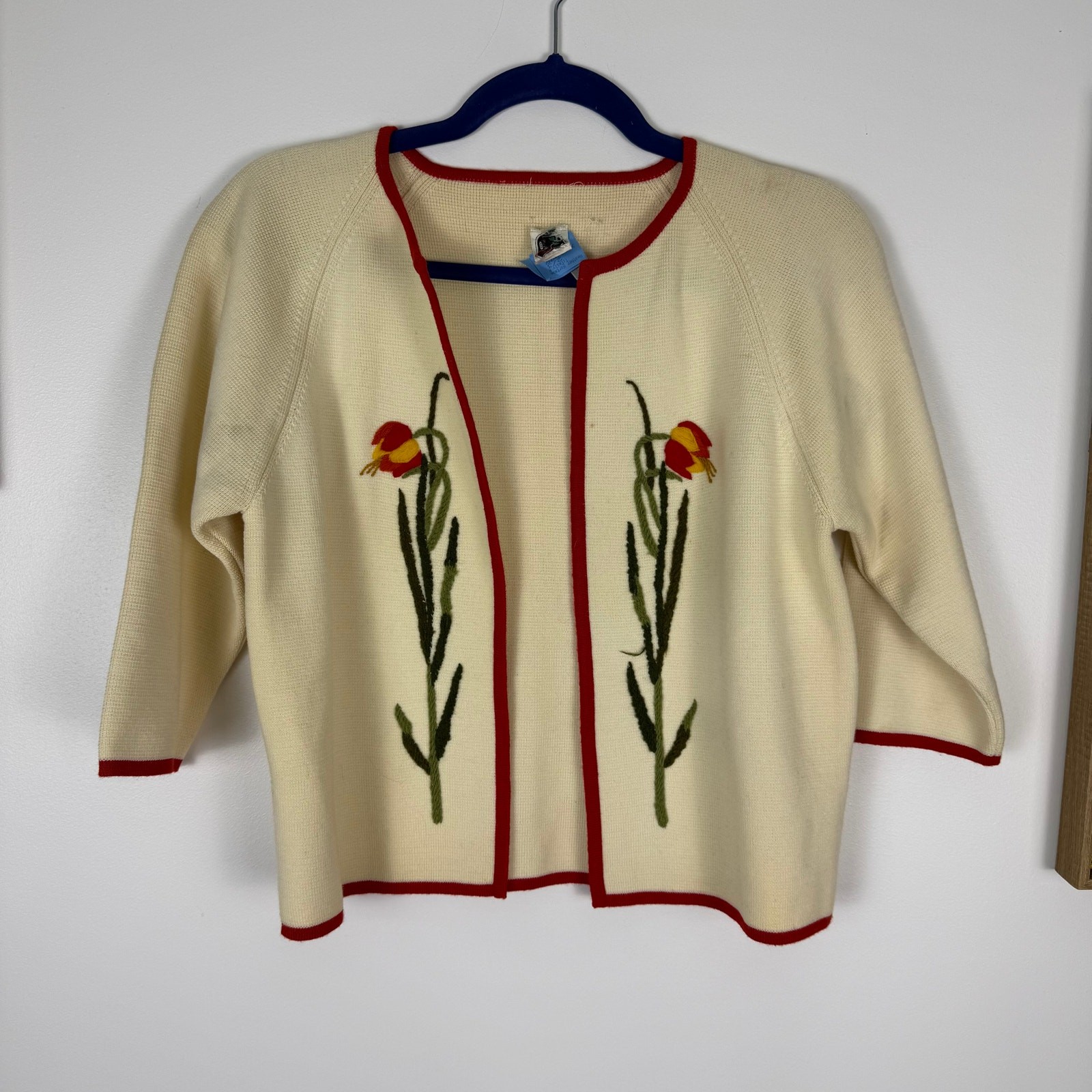 VINTAGE 1960s Italian wool 3 piece ladies suit Small