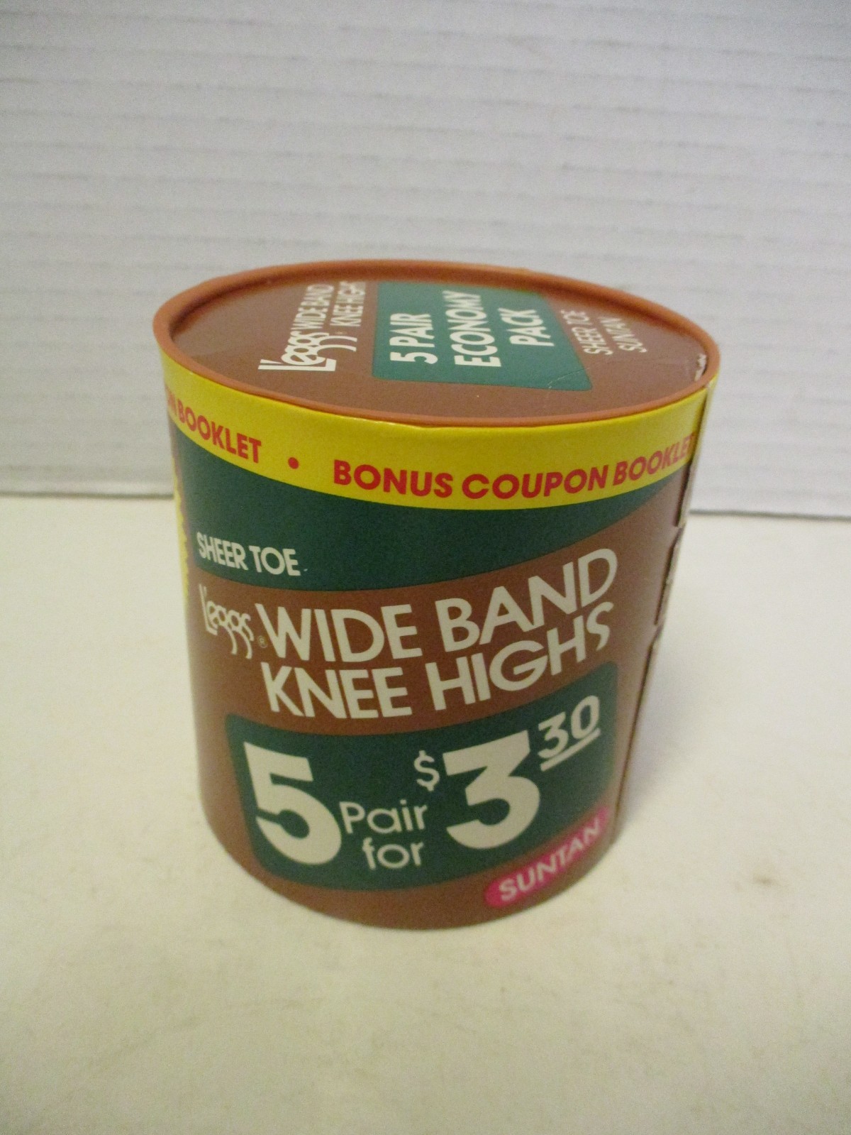 Vintage LEGGS Wide Band Knee Highs (Sheer Toe Suntan) 5 Pack – NEW/Sealed