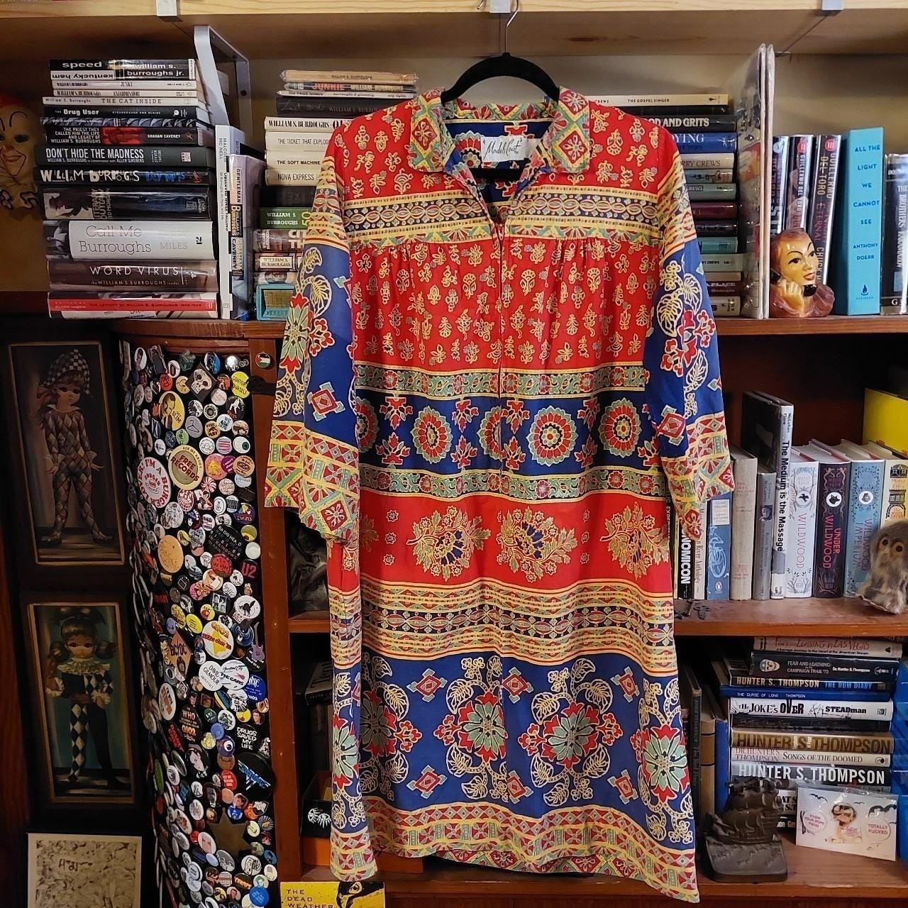 Vintage 1970s red and dark blue 3/4 zip paisley print Nieman Marcus Models Coat