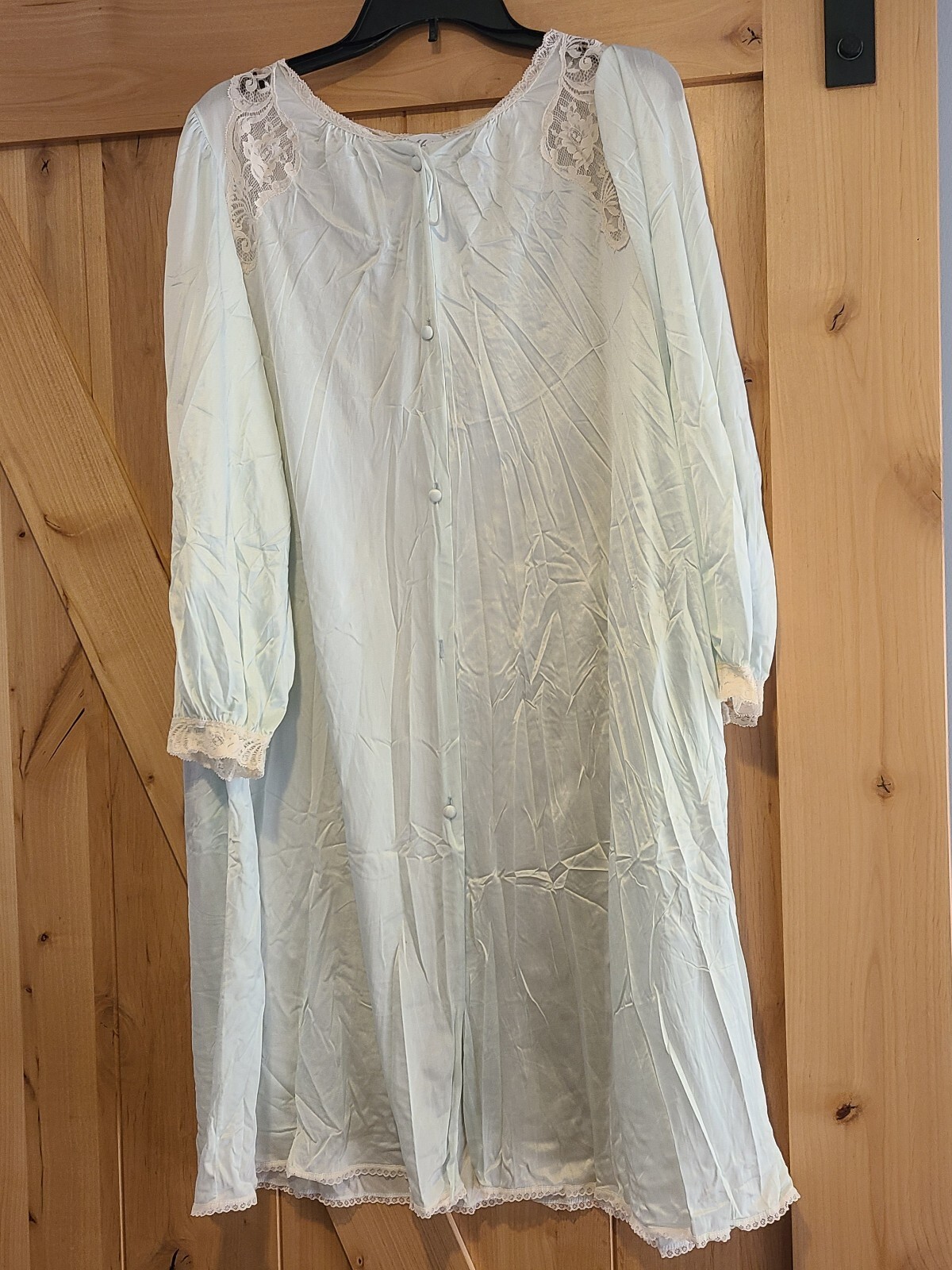 Vintage Miss Elaine Nightgown Size L ?? Blue Lace Button nightgown *flaws*