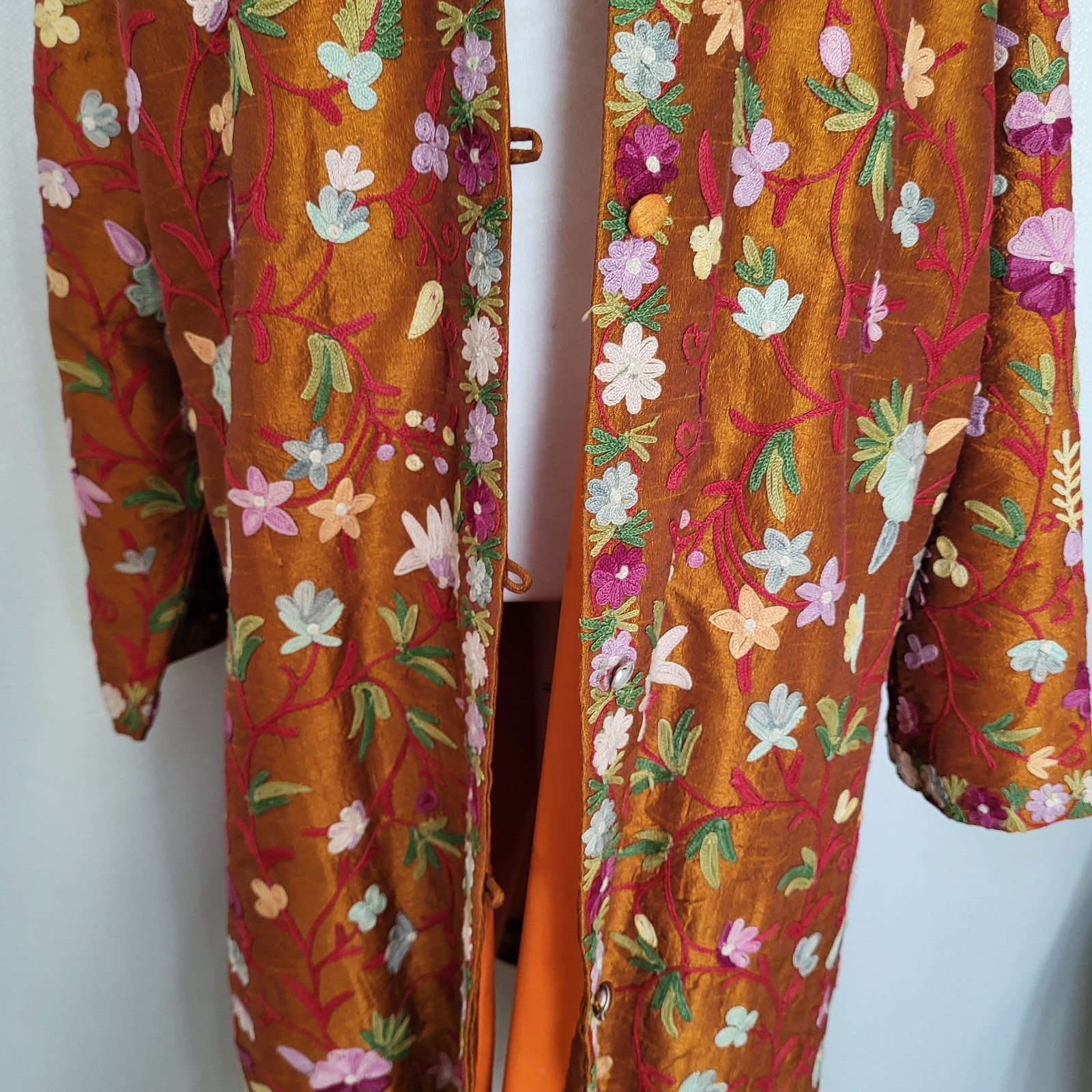 Vintage Long Kashmiri Aari Crewel Embroidered Copper Silk Jacket Floral Size L
