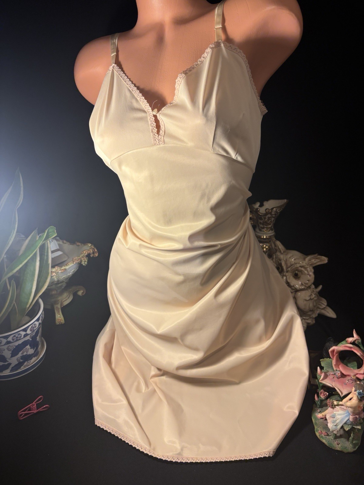 Vtg SILKY SHINY TAFFETA NOISY CHAMPAGNE FULL DRESS SLIP NIGHTIE NIGHTGOWN SLIP