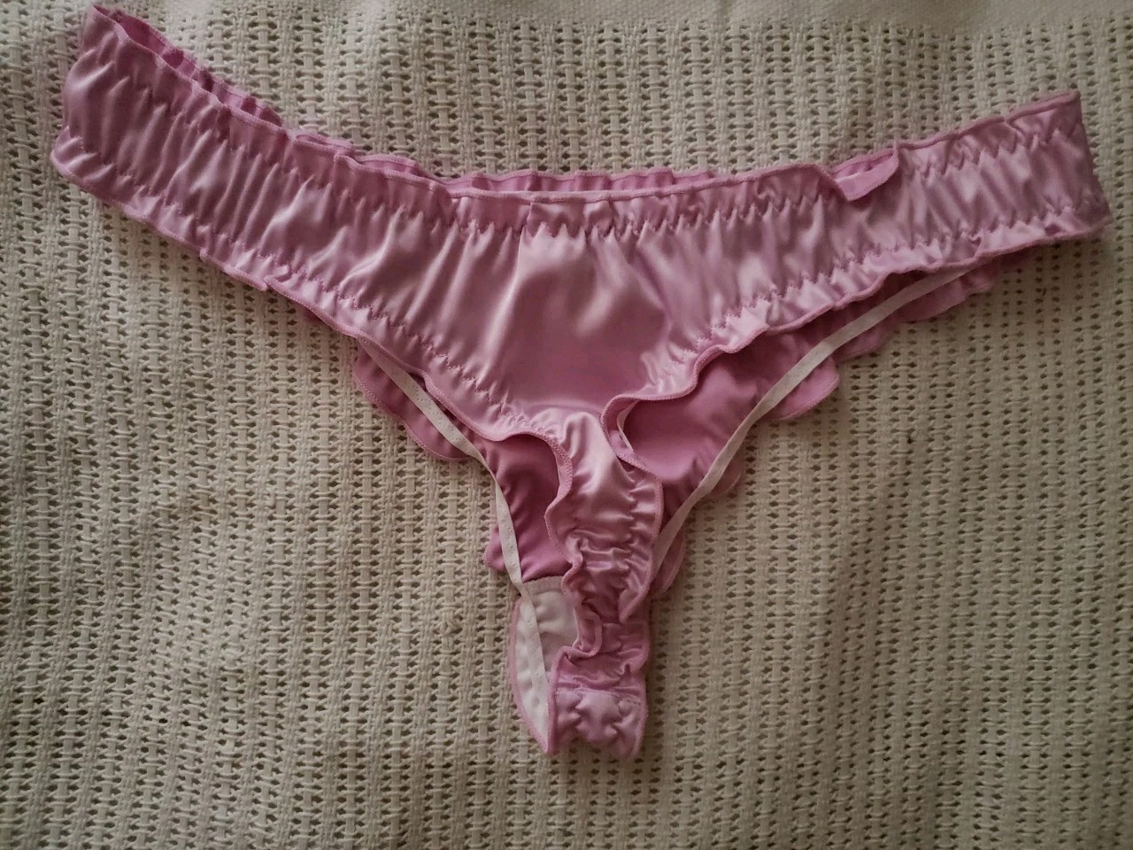 ROMANTIC SHINY GLOSSY LIQUID SATIN PINK OR WHITE THONG Panties LACE NWOT