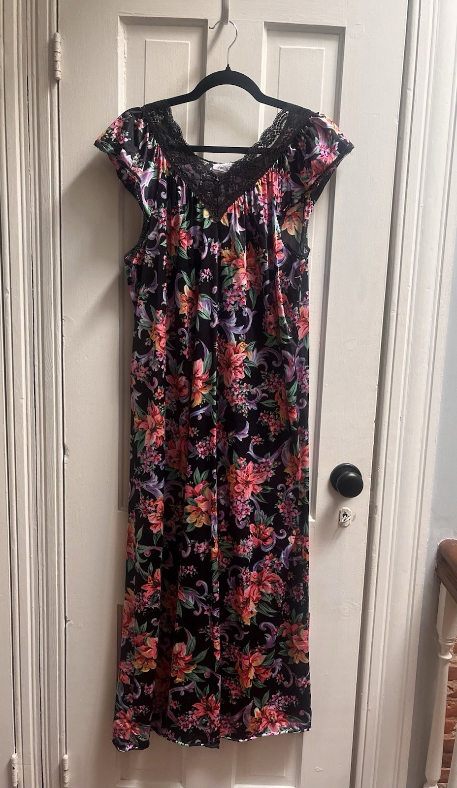 Vintage Vanity Fair Maxi Nightgown Size M – L