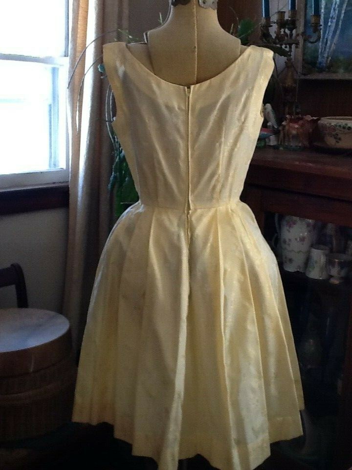 Vintage 1950&rsquo;s Beautiful Seamstress made Unworn DRESS & Jacket 34-23-44