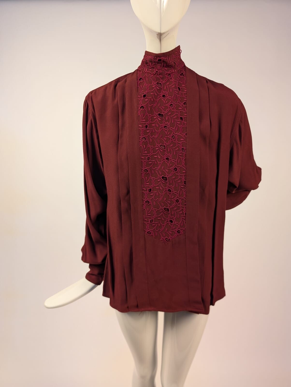 VINTAGE KENZO 1980’S DESIGNER TOP W EMBROIDERED FLORAL FRONT