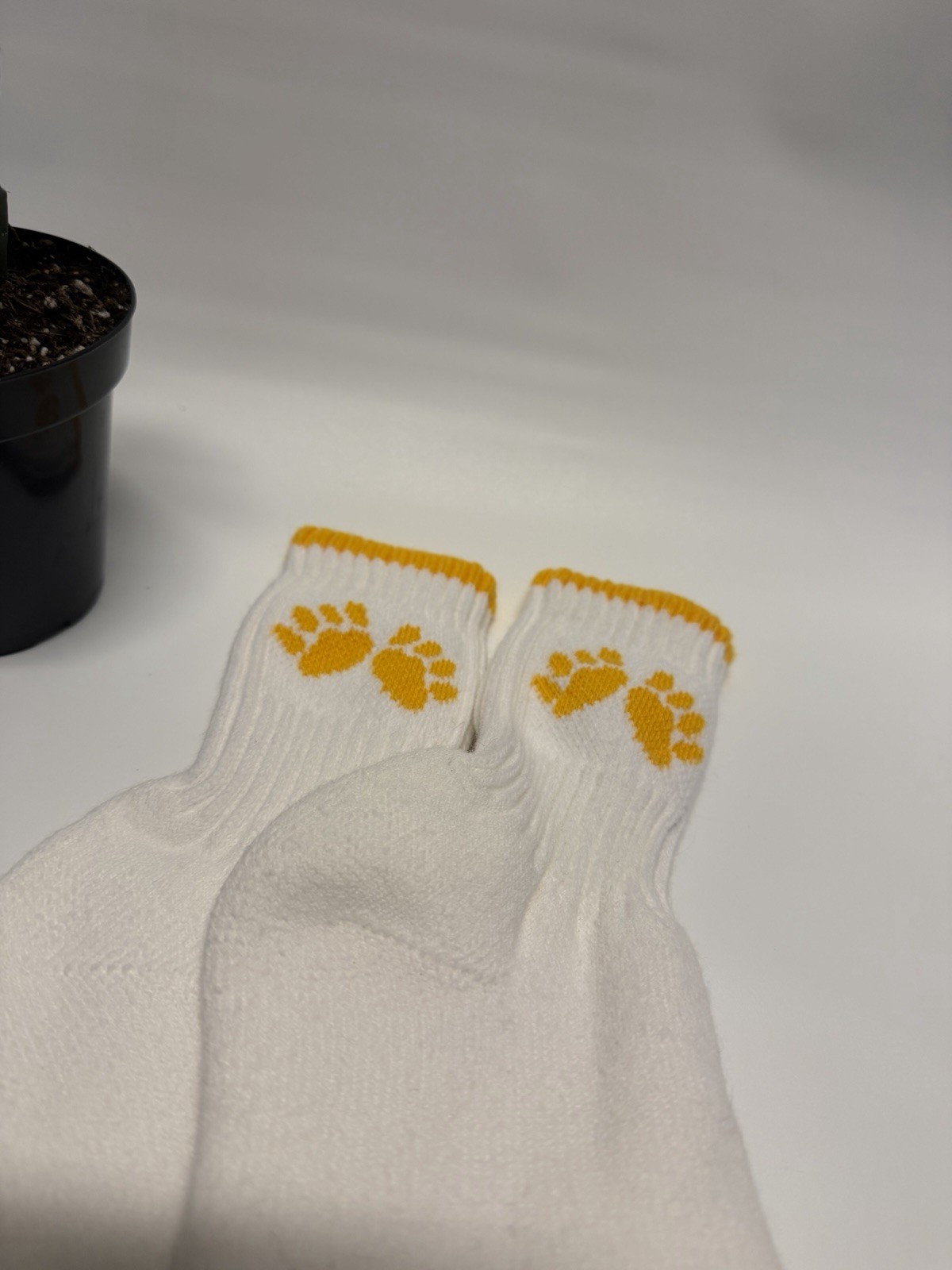 VTG Socks Cheerleading NOS Acrylic Nylon 8.5-11 White Yellow 90s USA TCK Bears.