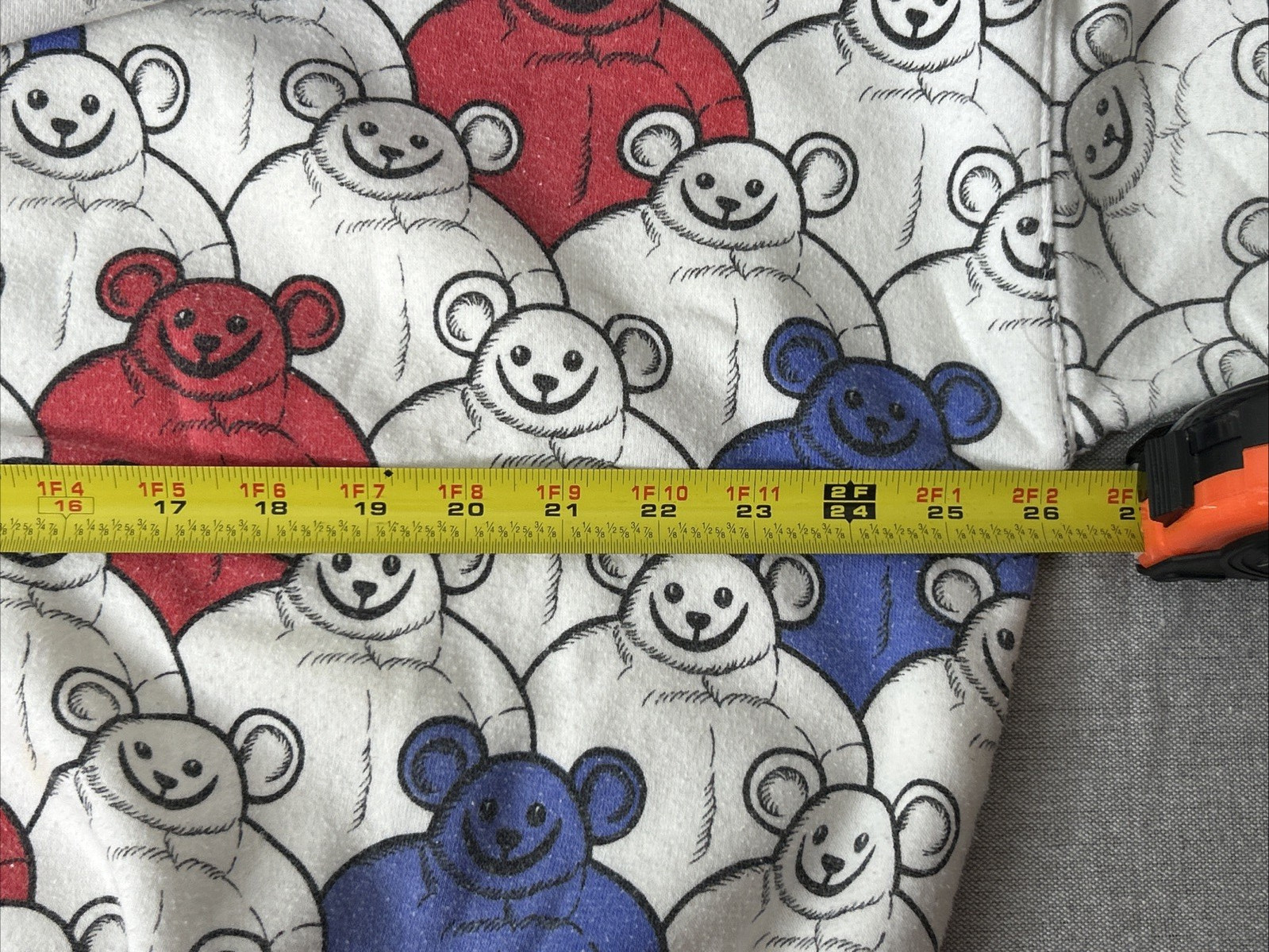 Vintage One Step Up White Sweatshirt with Red, White, and Blue Bears One Size