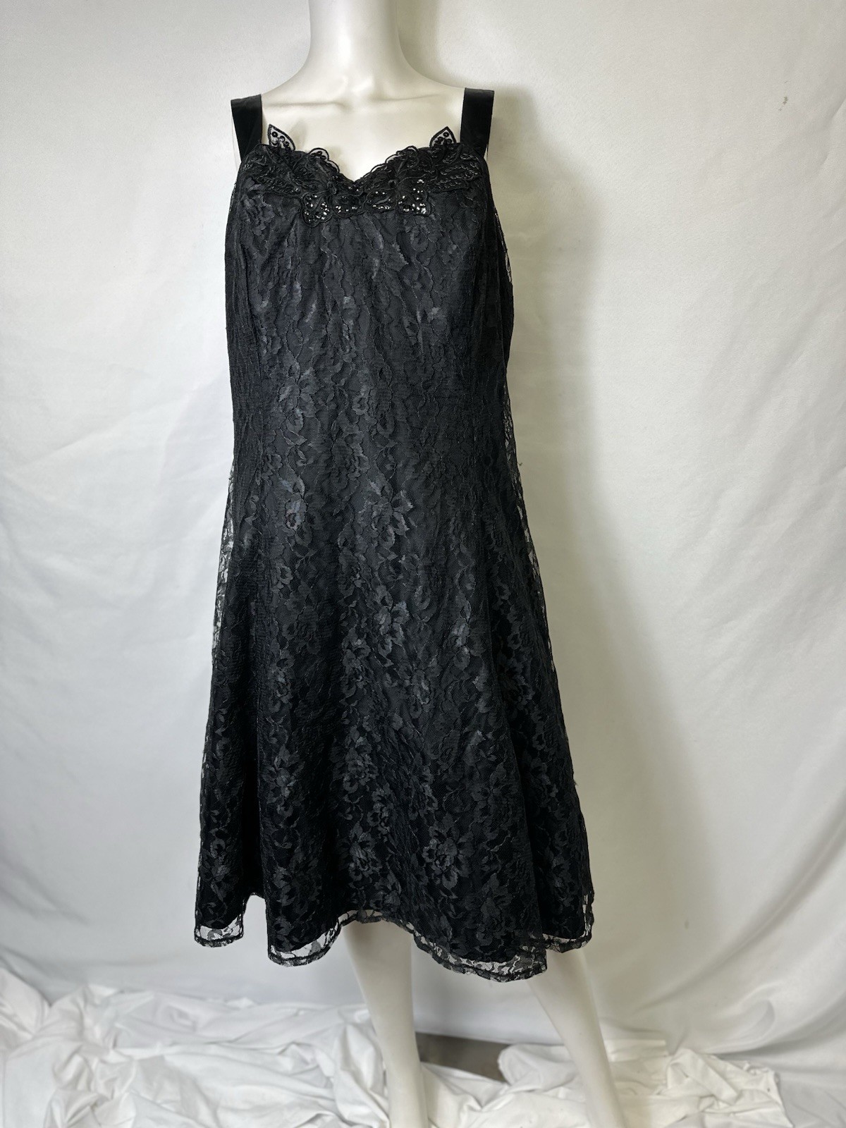 VINTAGE LA GLO BRAND SIZE 18W BLACK DRESS PROM PARTY SPECIAL OCCASION POLYESTER