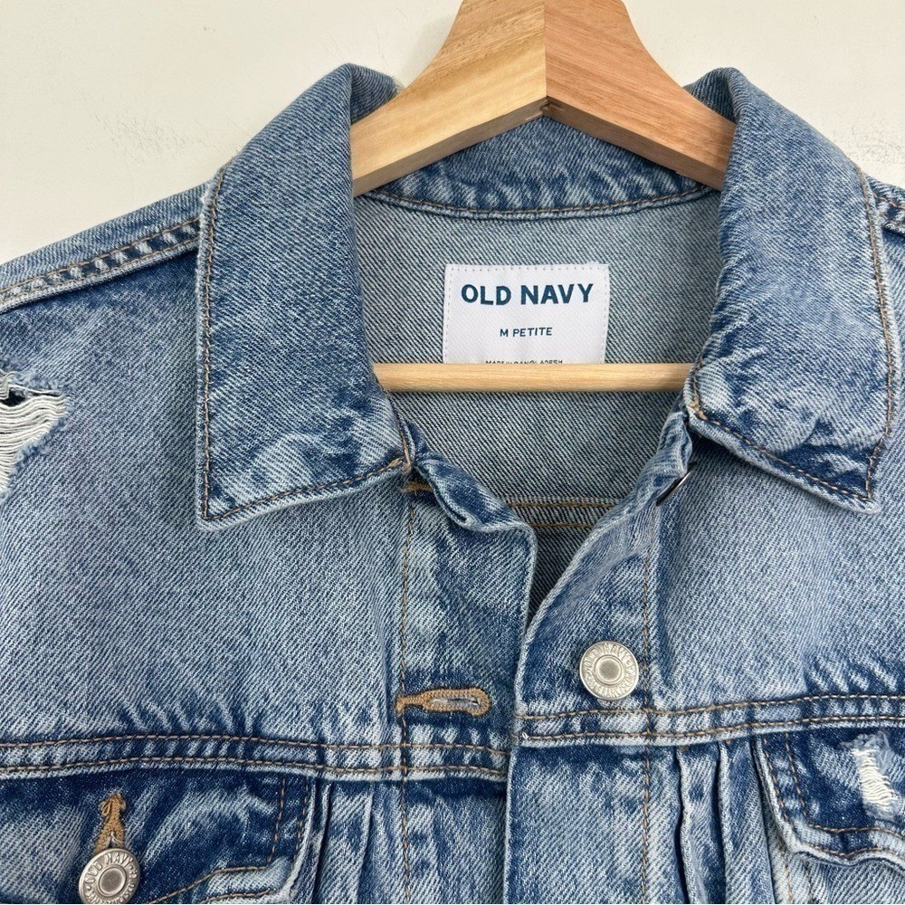 Old Navy Womens Medium Petite Denim Jean Trucker Jacket Cotton