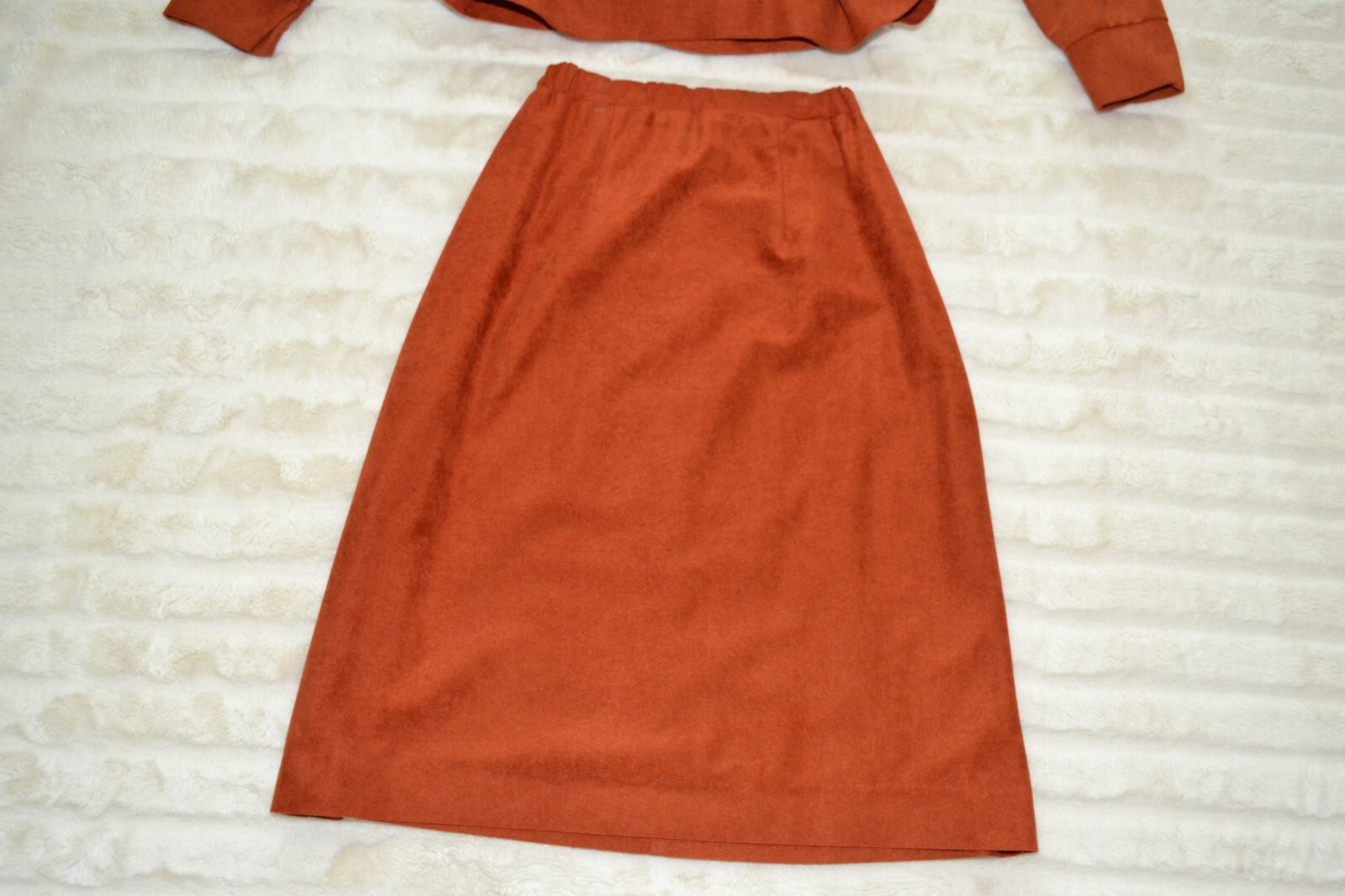 Vintage Rust Orange/Brown Long sleeve peplum Skirt Top belted suit set, sz 8