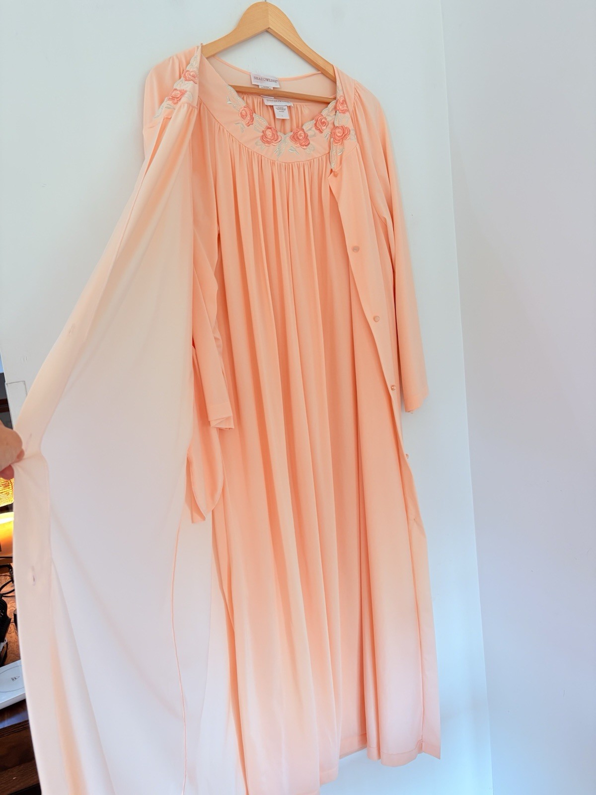 SHADOWLINE Light Peach Vtg Nightgown & Robe 2pc Set Sz L Nylon Floral Embroidery