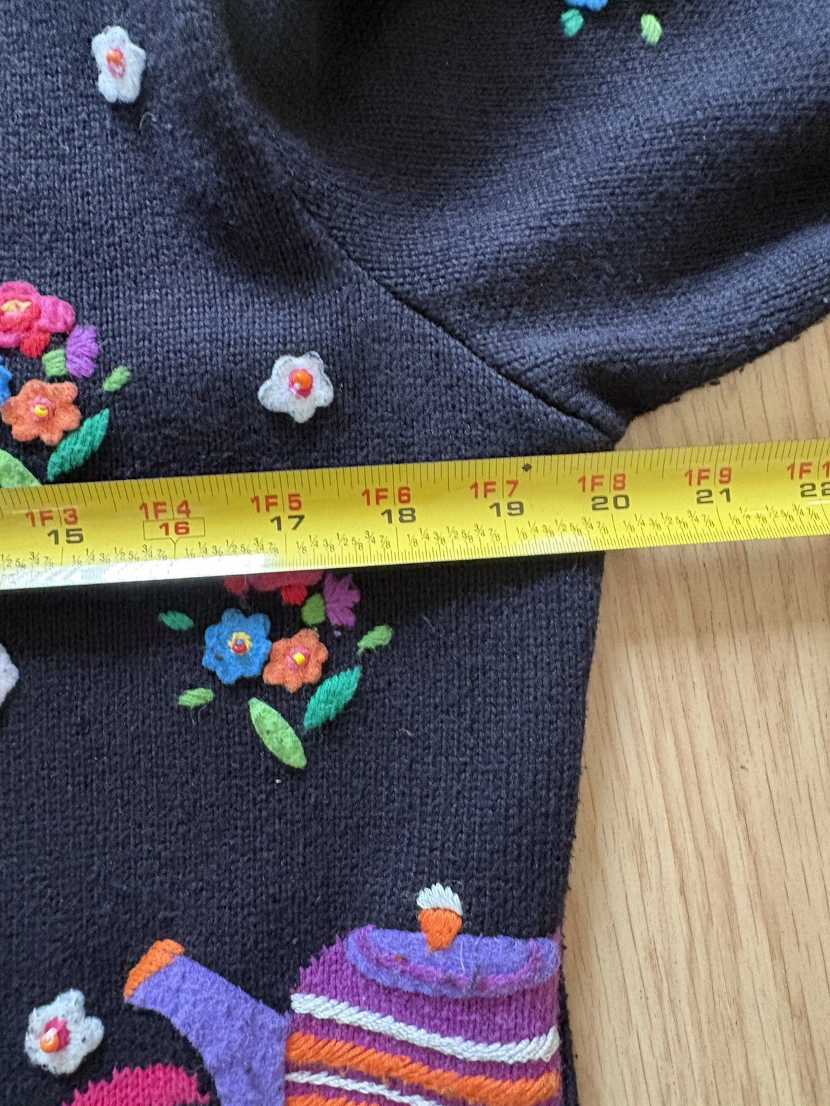 Vintage Michael Simon Tea Party novelty art to wear embroidered cardigan sz M