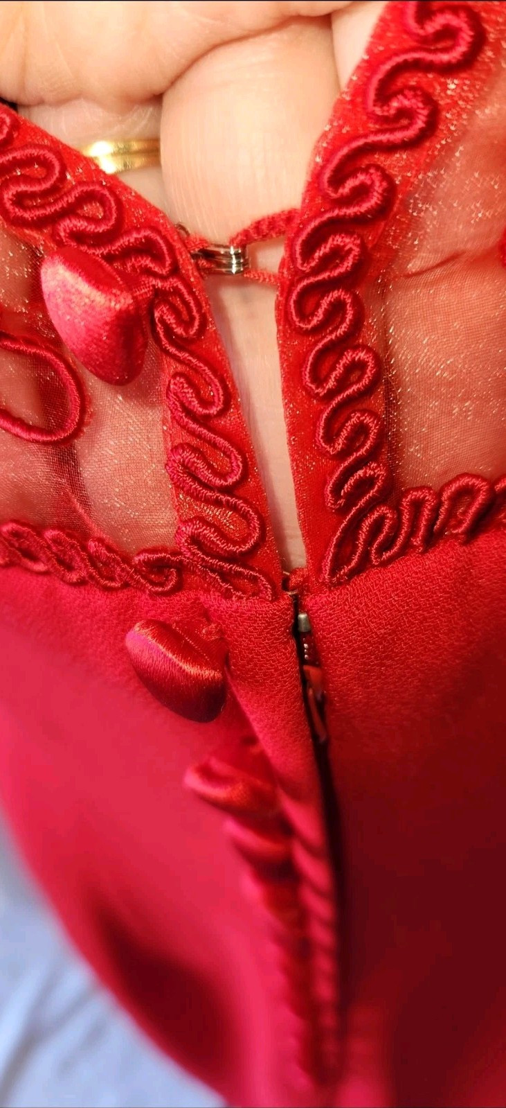 Donna Morgan Red Beaded/ Embroidered Chiffon Dress Formal/Cocktail Dress Sz 10