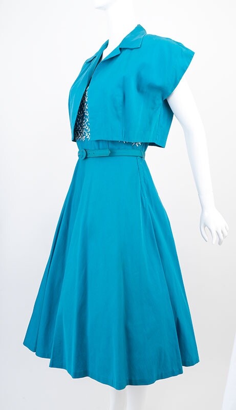Adorable 1950s Vintage Sun Dress W/ Shrug Bright and Wonderful Cotton B 38&Prime; W 30