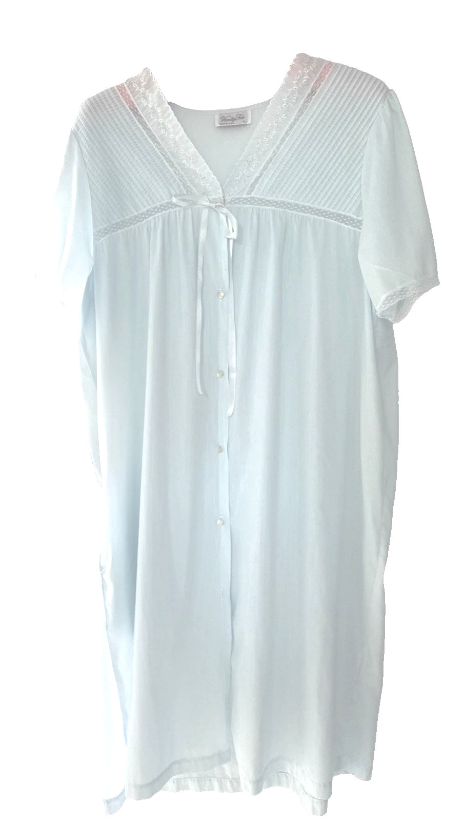 Vintage Vanity Fair Size Large Powder Blue Peignor Robe Little Buttons Lace