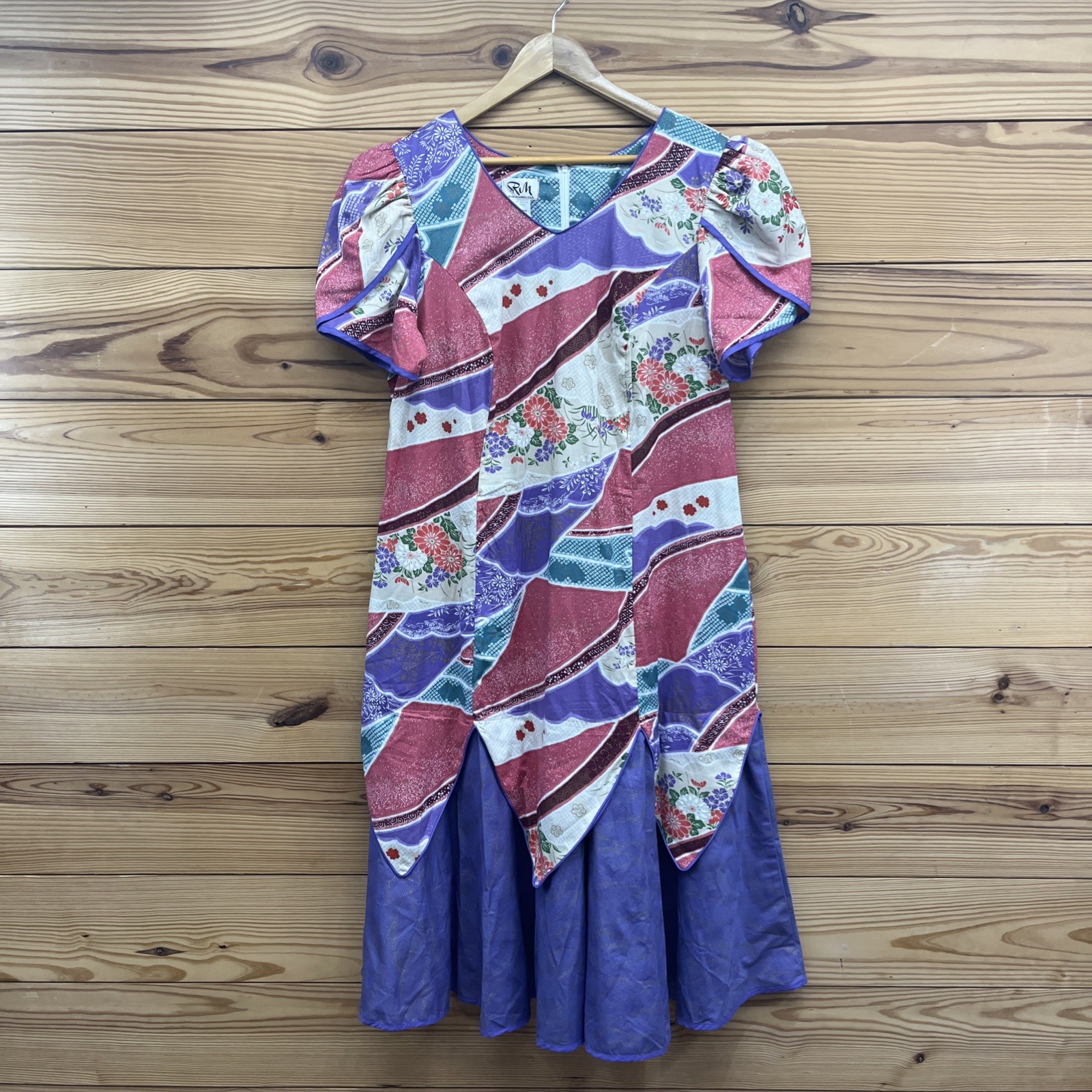 Vtg Hawaiian Dress by Rim Size 18 Made in Hawaii Pink Purple Maxi Floral B165