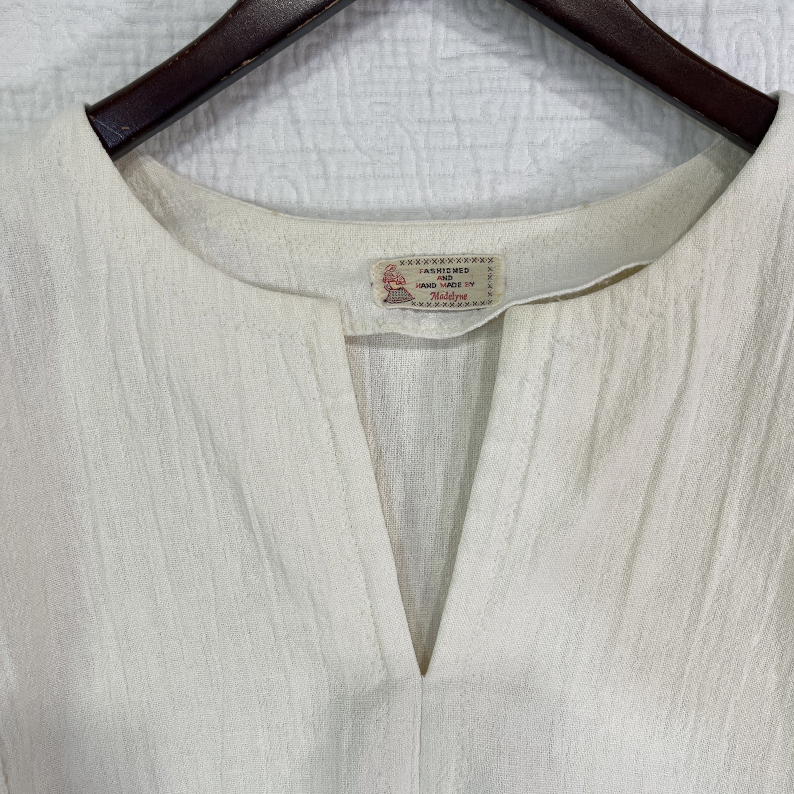 Vintage Fashioned And Handmade By Madelyne Cream Peasant Blouse Flutter Sleeve M