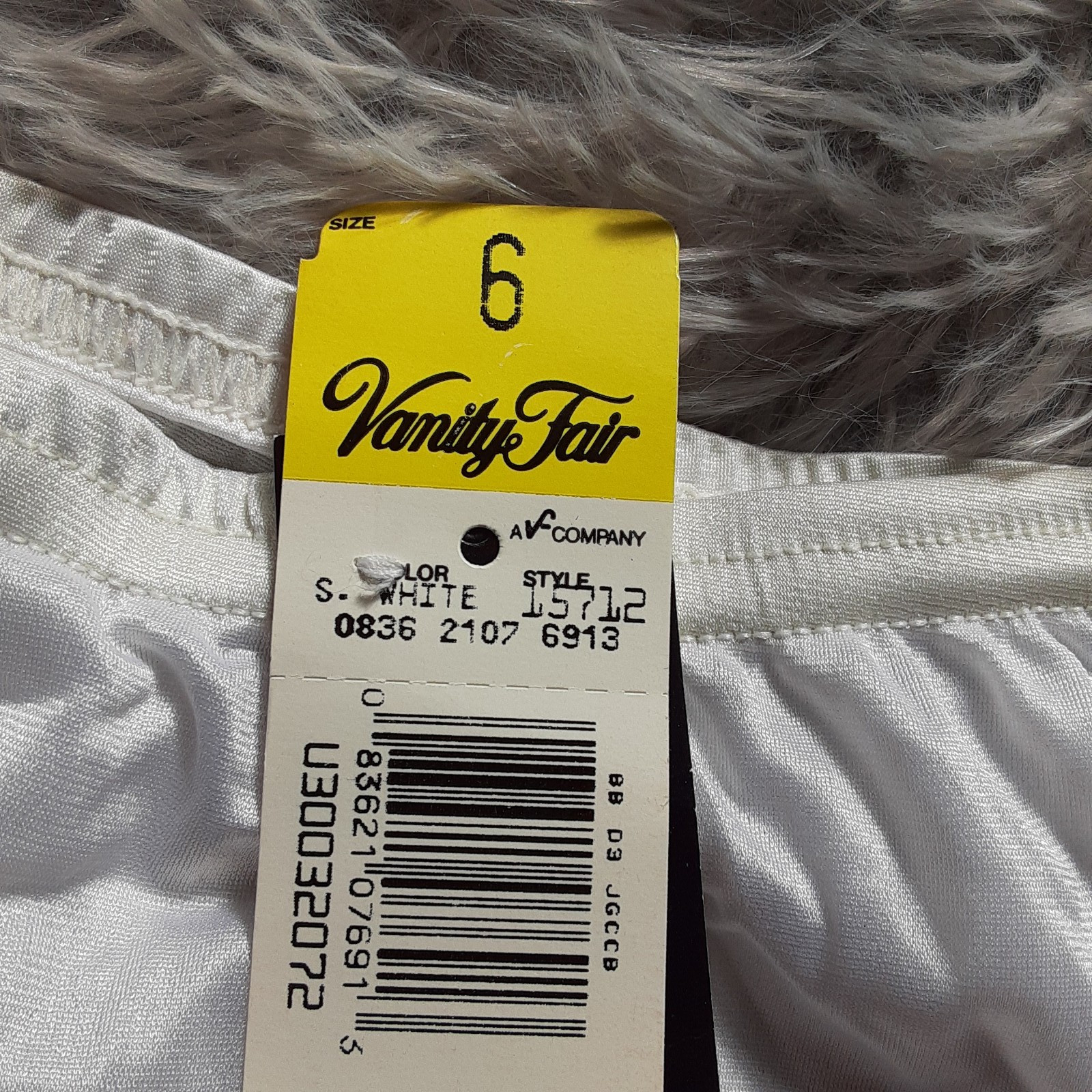 Vanity Fair Shiny Nylon Granny Panties Size 6 White Ravissant NWT Cotton Gusset