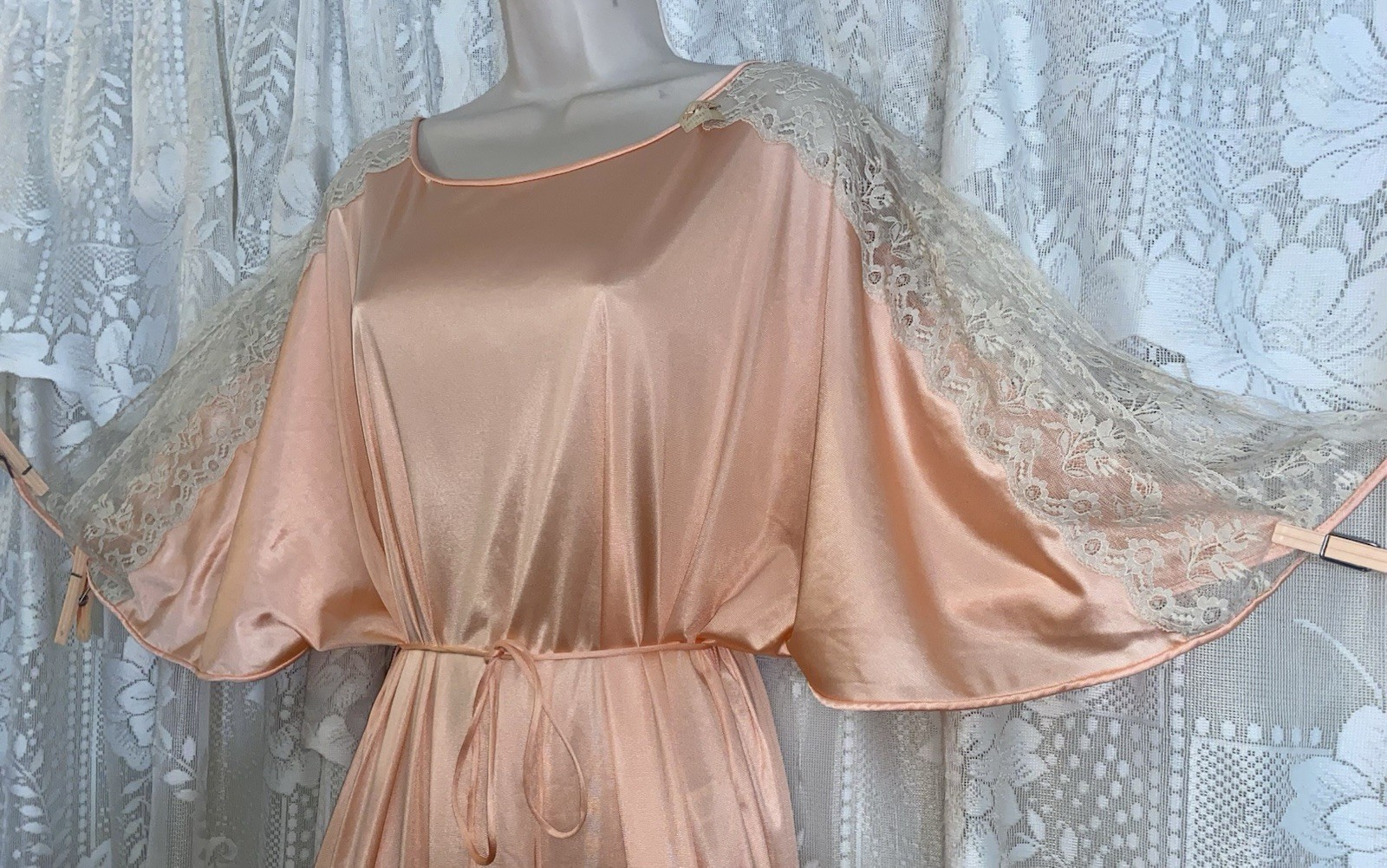 VTG NWT L XL PEACH VANITY FAIR Nylon Hostess Caftan Nightgown Negligee Gown
