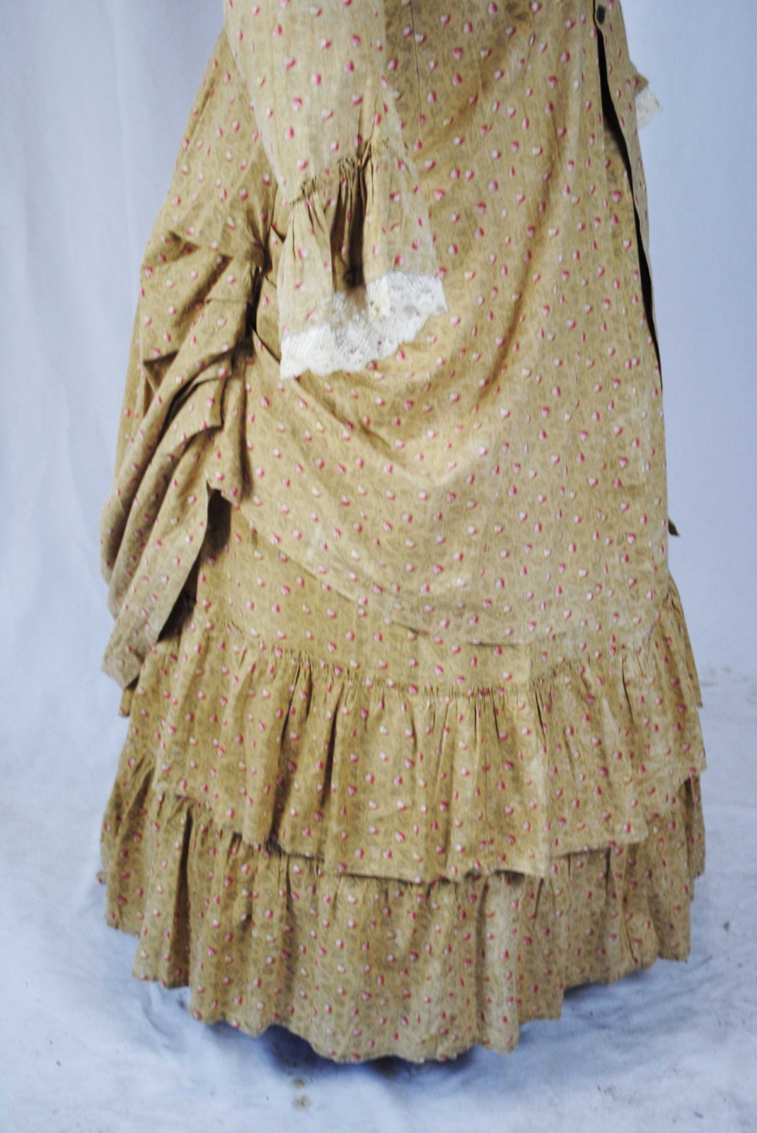 VICTORIAN 2 PIECE PRINTED CALICO AFTERNOON VISITING BUSTLE DRESS 1890