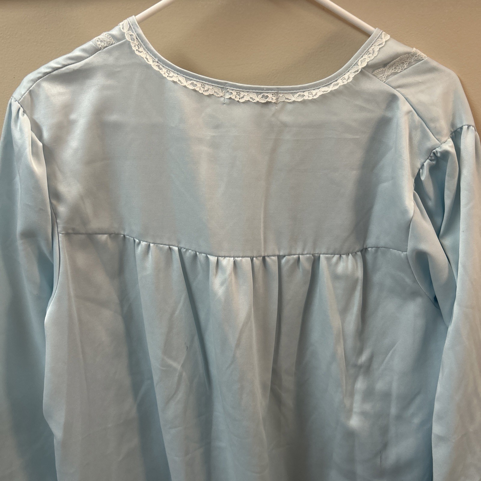 New VTG Miss Elaine Soft Granny Core Nightgown Embroidered Floral Neckline Large