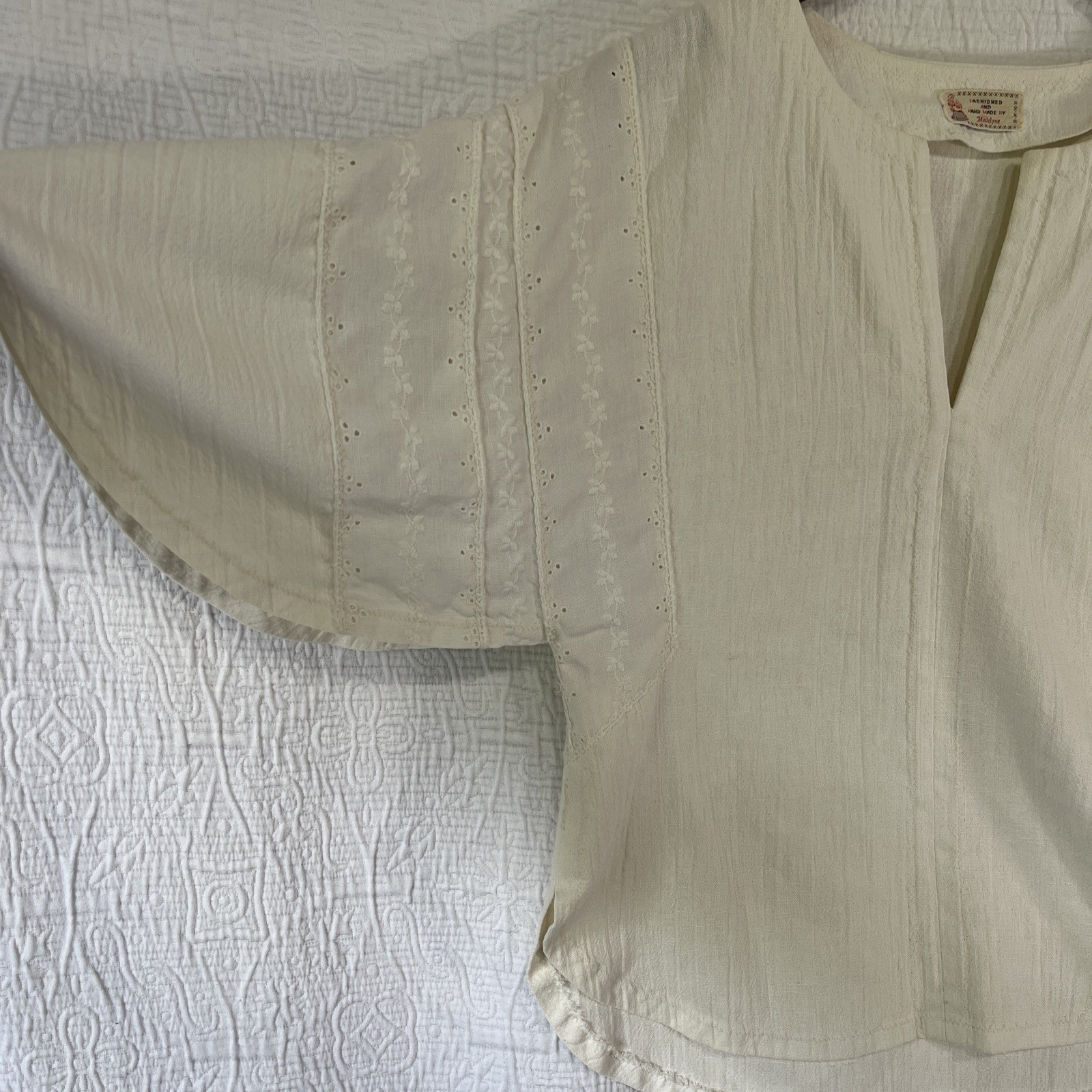 Vintage Fashioned And Handmade By Madelyne Cream Peasant Blouse Flutter Sleeve M