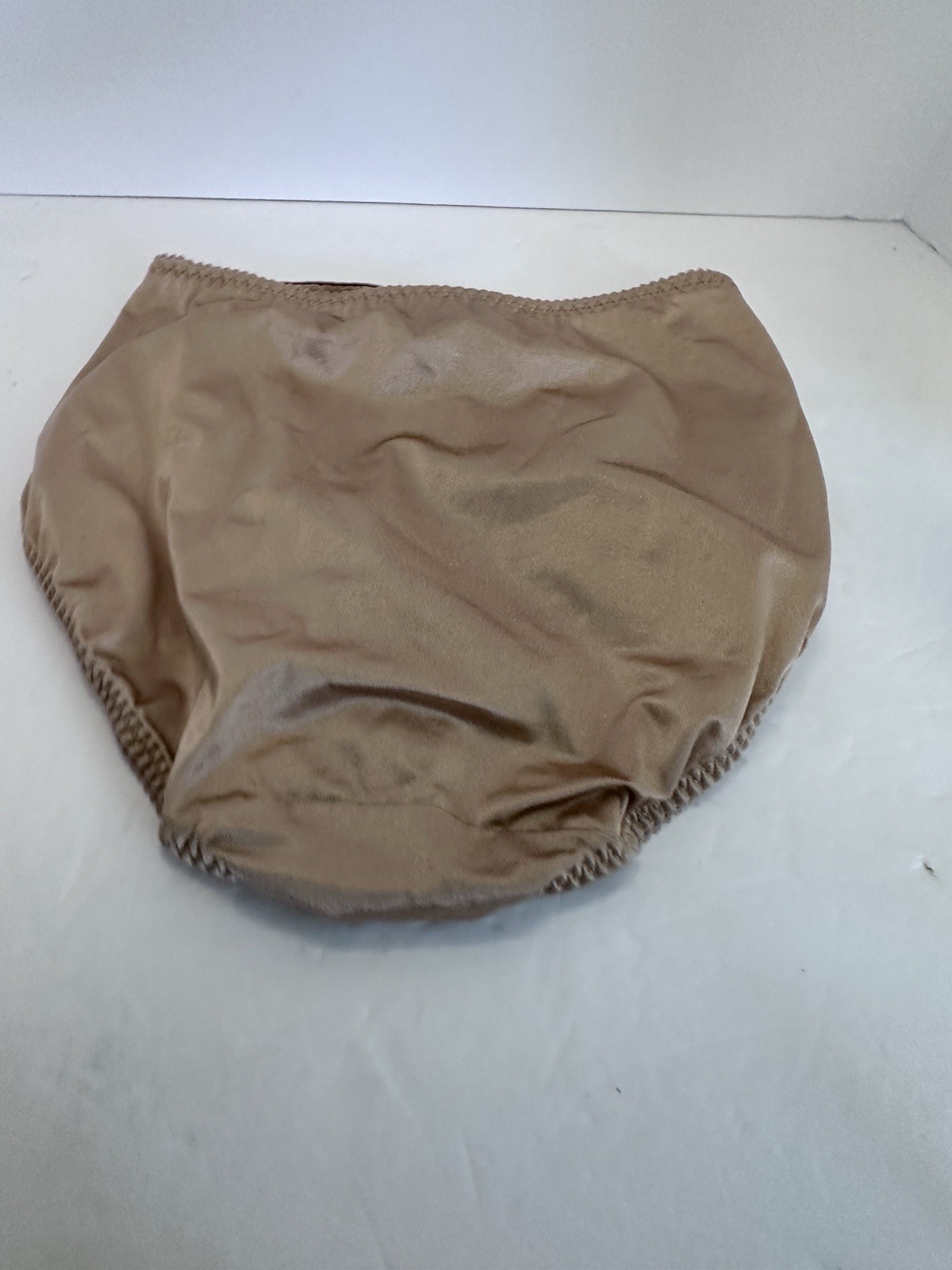 Vanity Fair beige Satin Second Skin Shaping Panties Sz 7 L Brief 48301