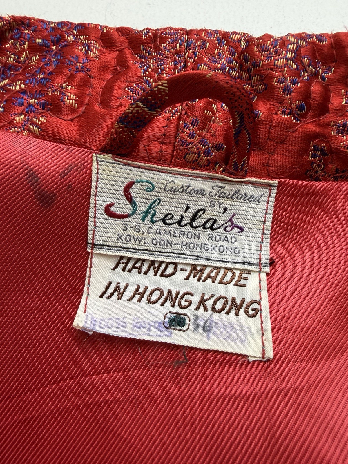 Vtg Red Chinese Brocade Robe Housecoat Hong Kong Womens 36/Small Sheila&rsquo;s RIP