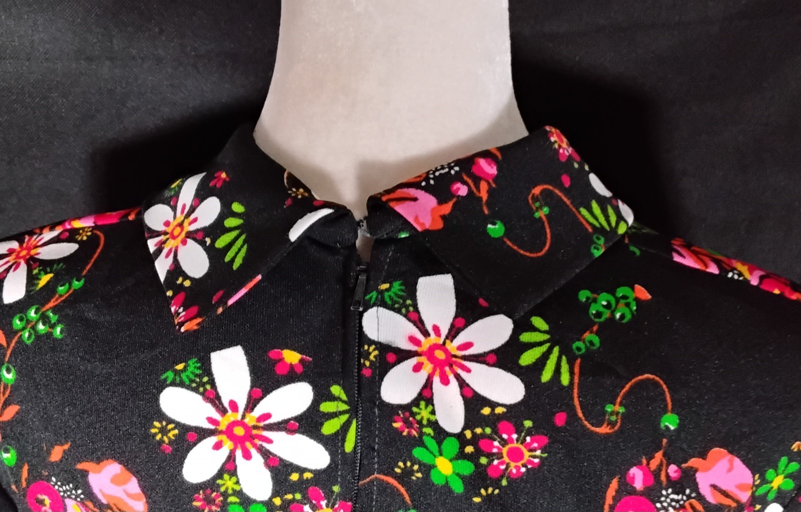 Vintage 70s Unbranded Shift Midi Black Floral Dress Long Sleeves Sz M/L USA