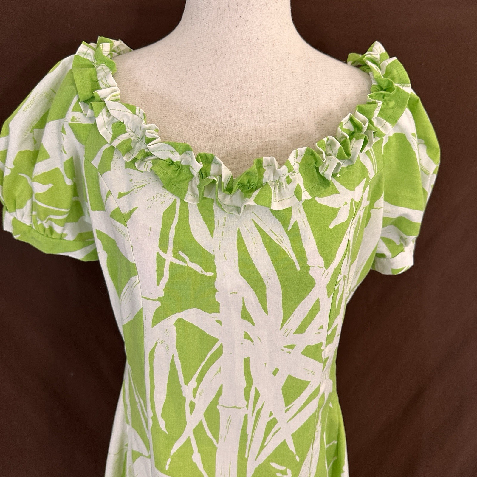Handmade Polynesian-Style Dress Tiki Aloha Hawaiian M/L Green Bamboo