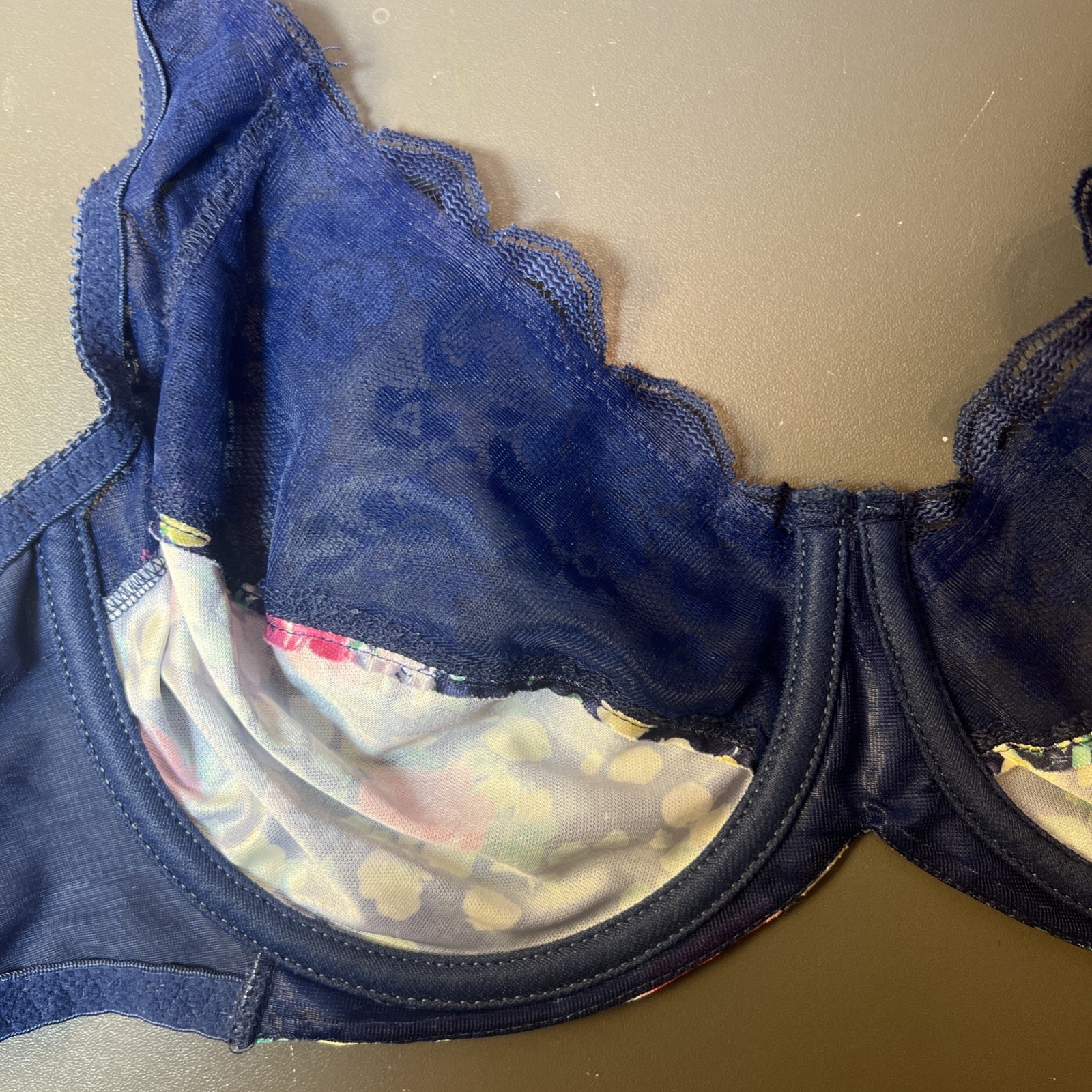Vintage Chantilly Maidenform Bra 36C Wired Unlined No Pads Floral W/ Blue Lace