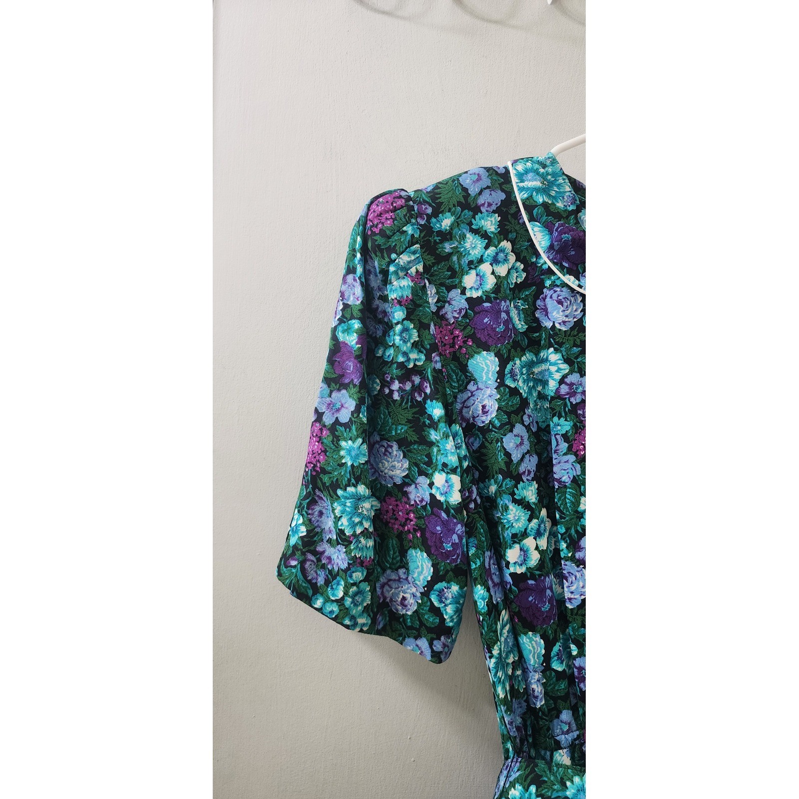 Michelle Stuart Vintage Floral Midi Dress Teal Purple Rayon Belted Size 8 USA