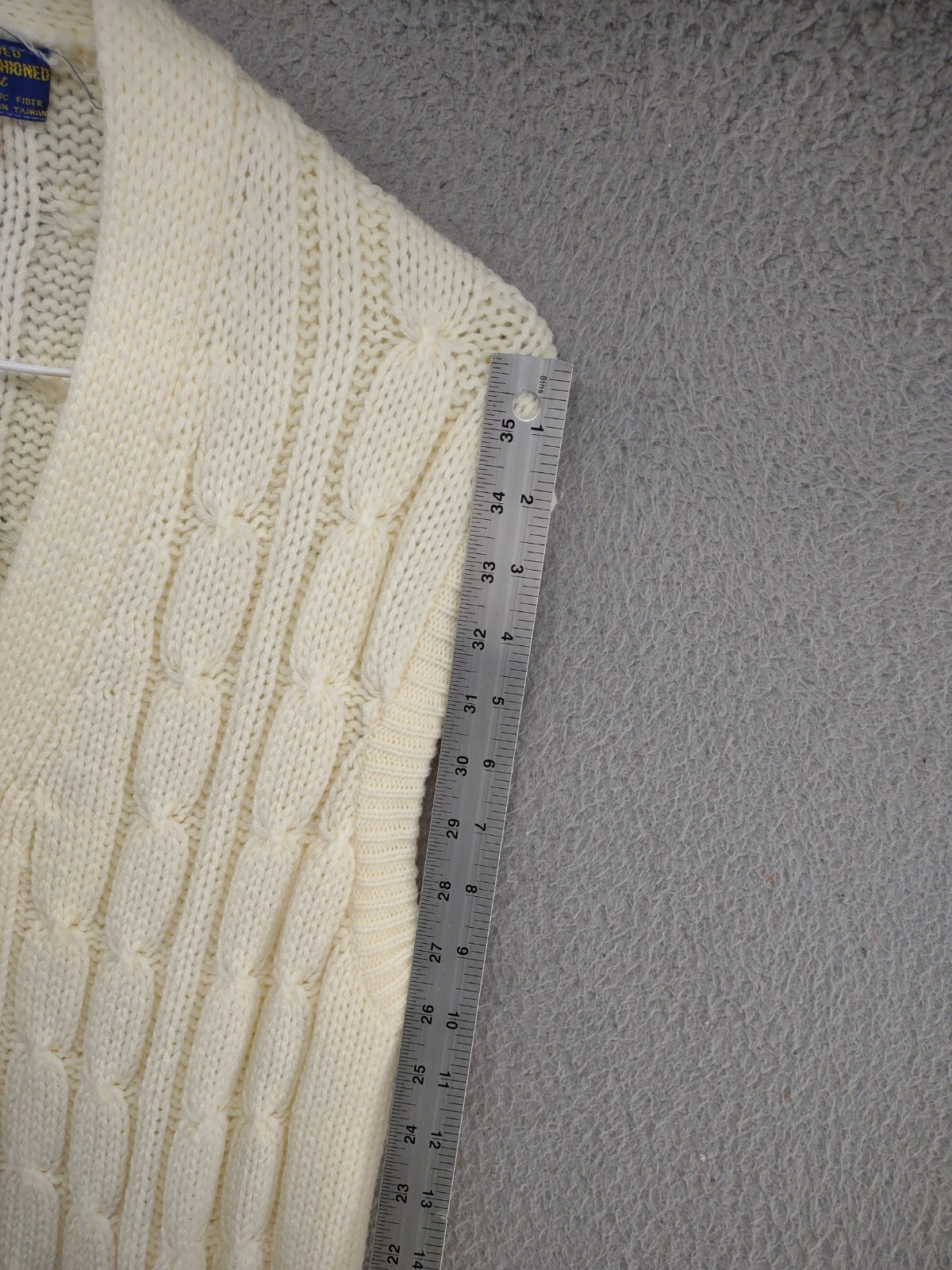 Vintage Hand Loomed Hand Full Fashioned Import Cable Knit Sleeveless Sweater L