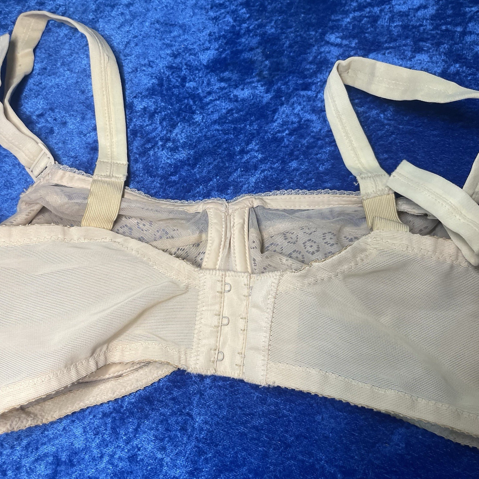 Vintage Goddess Bra 32c Beige Underwire Nylon Pinup Lingerie