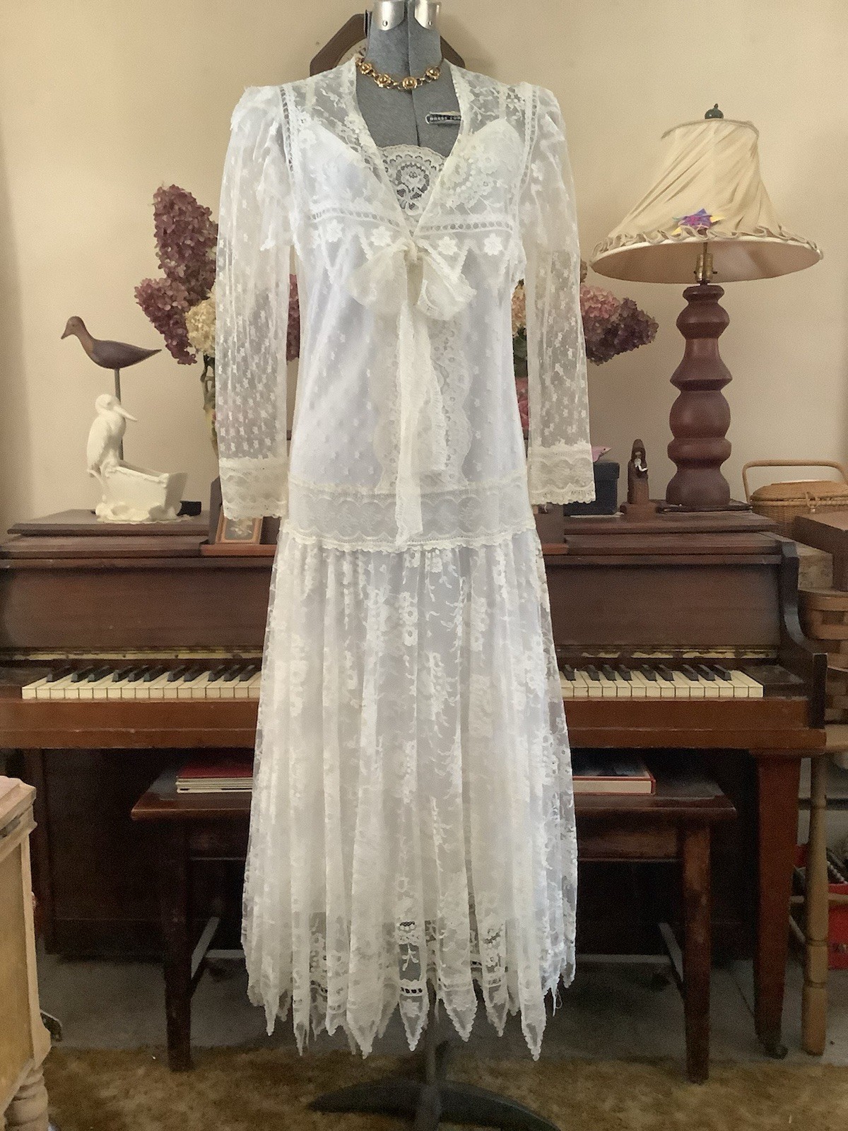 Vintage 1980’s Lace Jessica McClintock Wedding Dress Edwardian Style 38-36-40