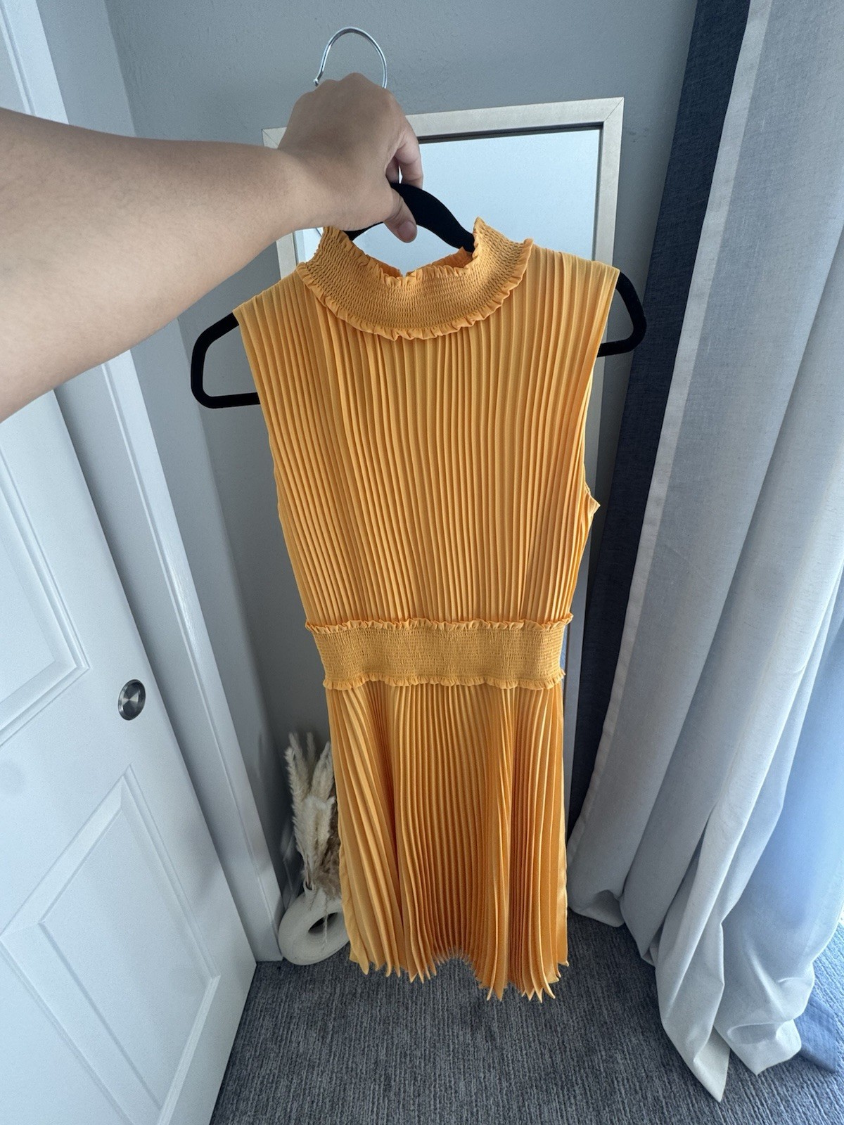 Pleated Sleeveless spring Yellow Dress