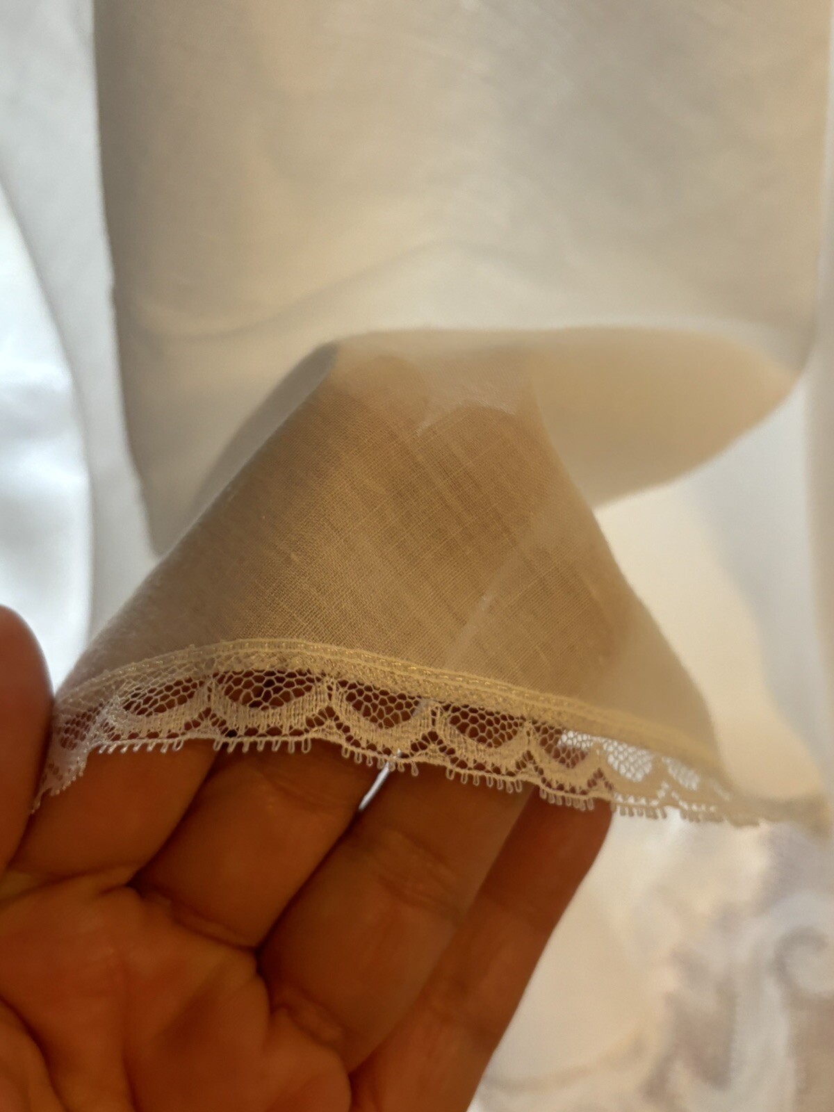 Lindsey Blake Women White Polyester Cotton Lace Slip Sz 34