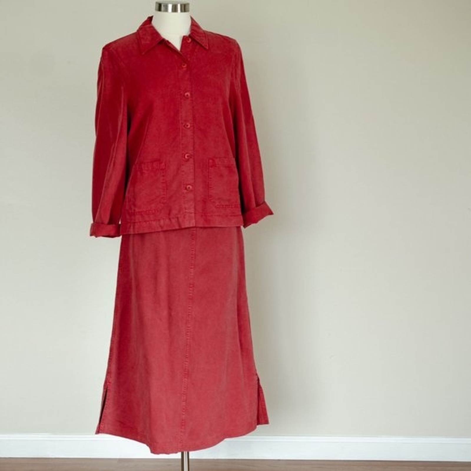 Vintage Jones New York Tencel Red jacket and skirt Set