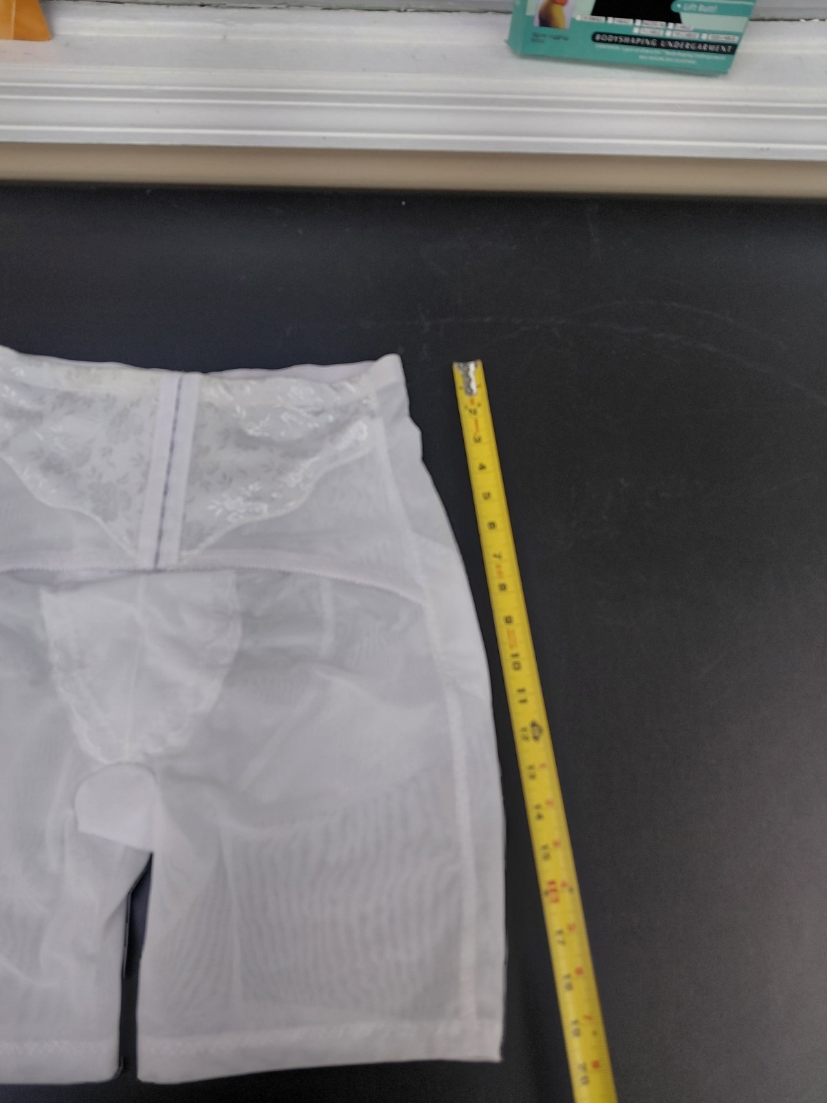 Vintage Crown-nette White Girdle No Garter Size 40