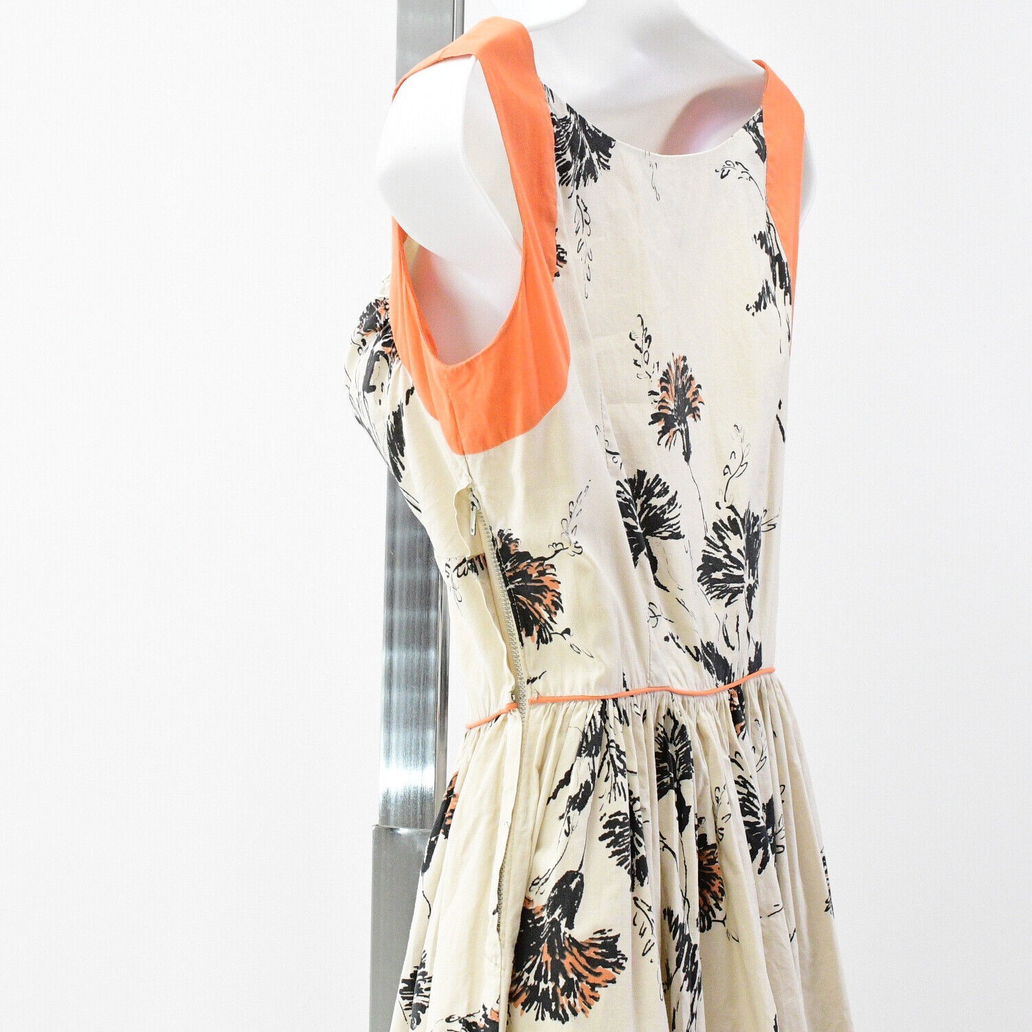 50s Vintage Cotton Fit N Flare Dress 2XS Beige Orange Black Sweetheart Floral