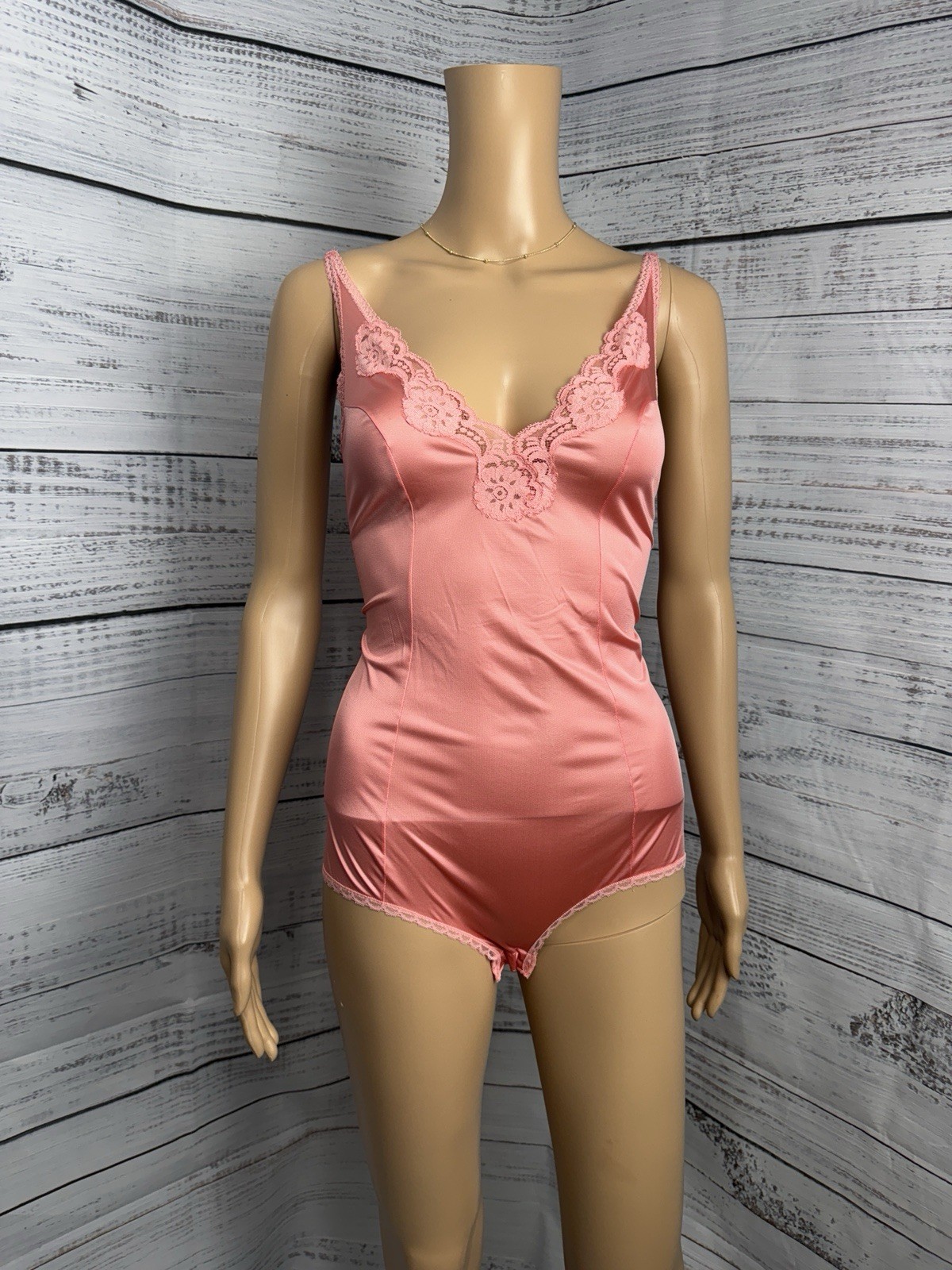 VTG Vassarette 32 Underneath-It-All Pink Satin Lace Bodysuit 100% Nylon Rare EUC