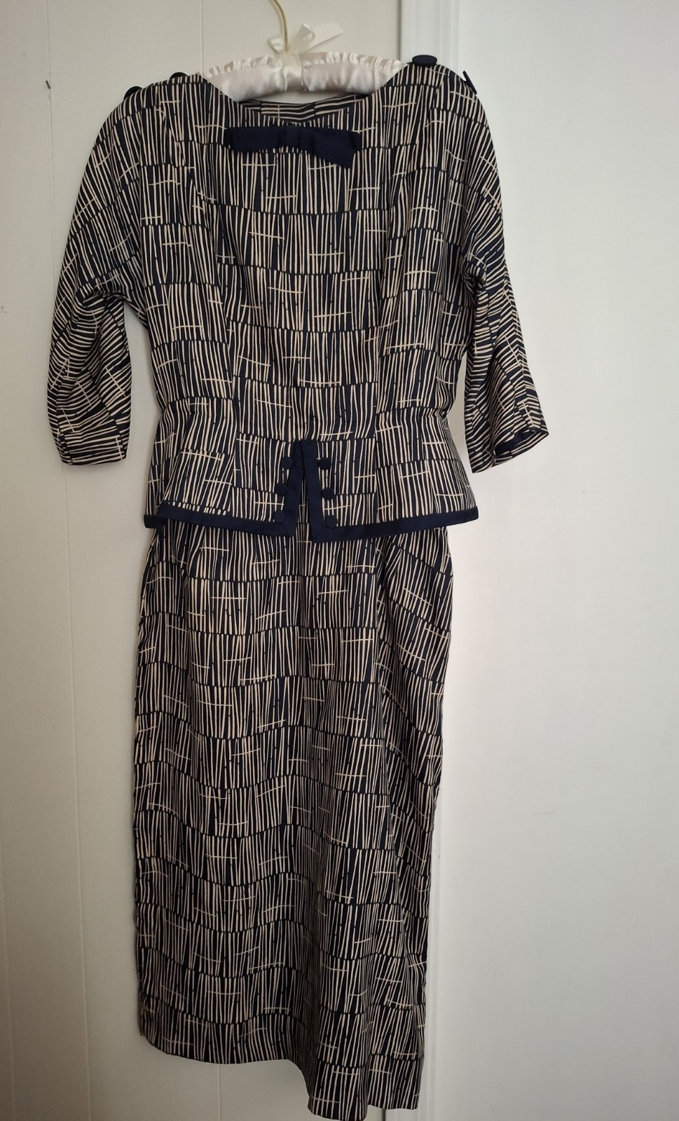 Vintage Custom Made Peplum Wiggle Dress Navy & Cream XS/ XXS Petite