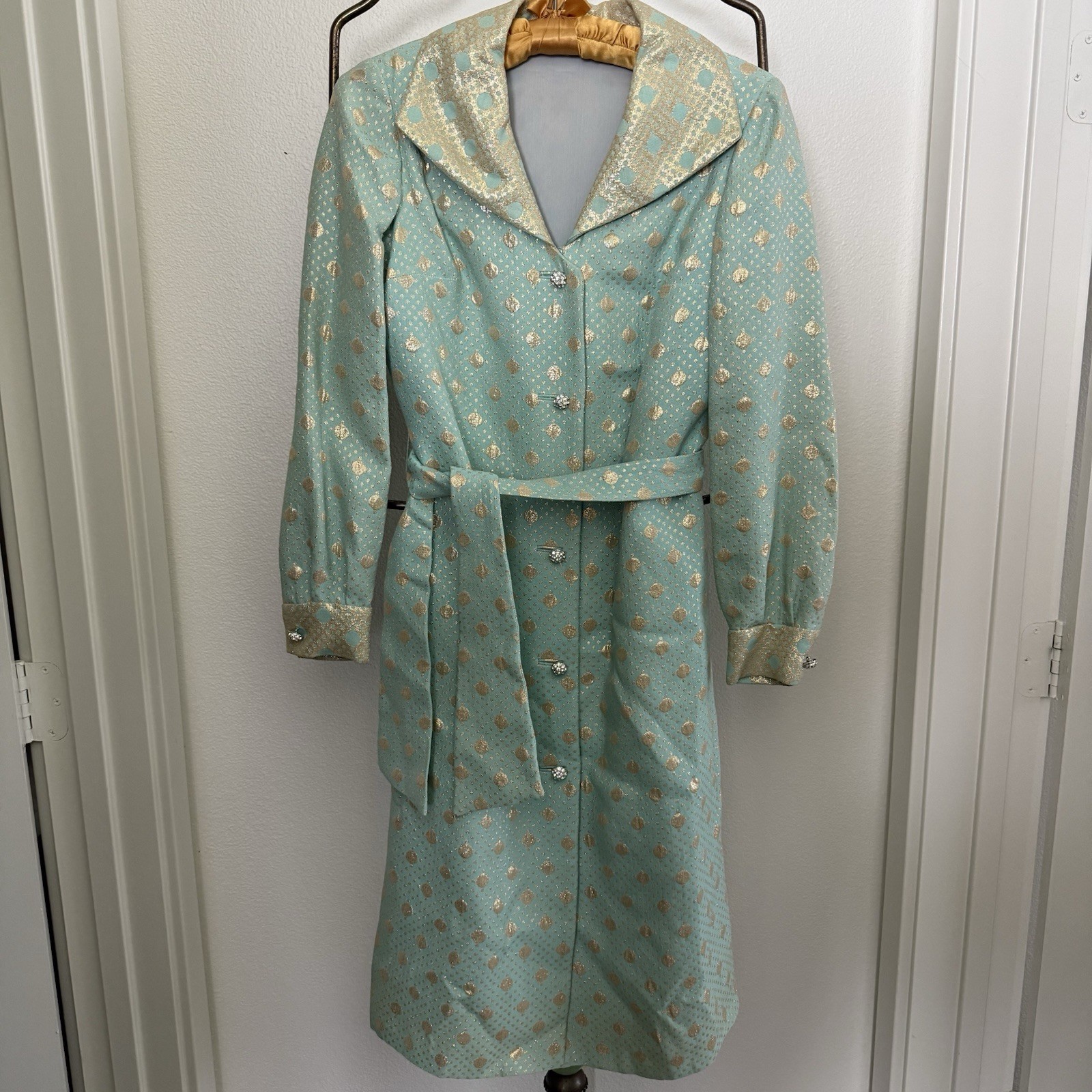 Vintage 70s Mint Gold Lurex Brocade Coat Dress Belted Rhinestone Buttons Sz 10