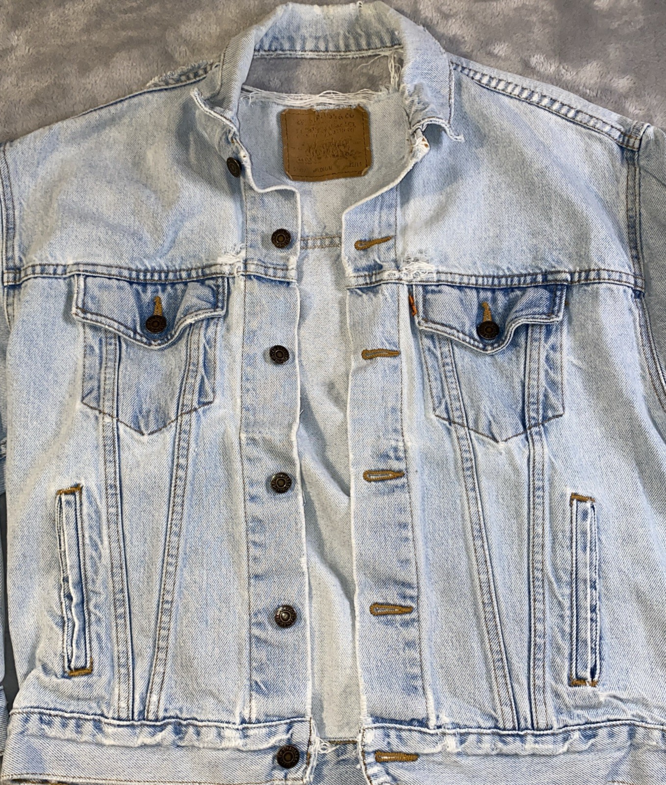 VTG Levis Orange Tab Trucker Jean Jacket 90’s Medium 12/14 Destroyed 57507 USA