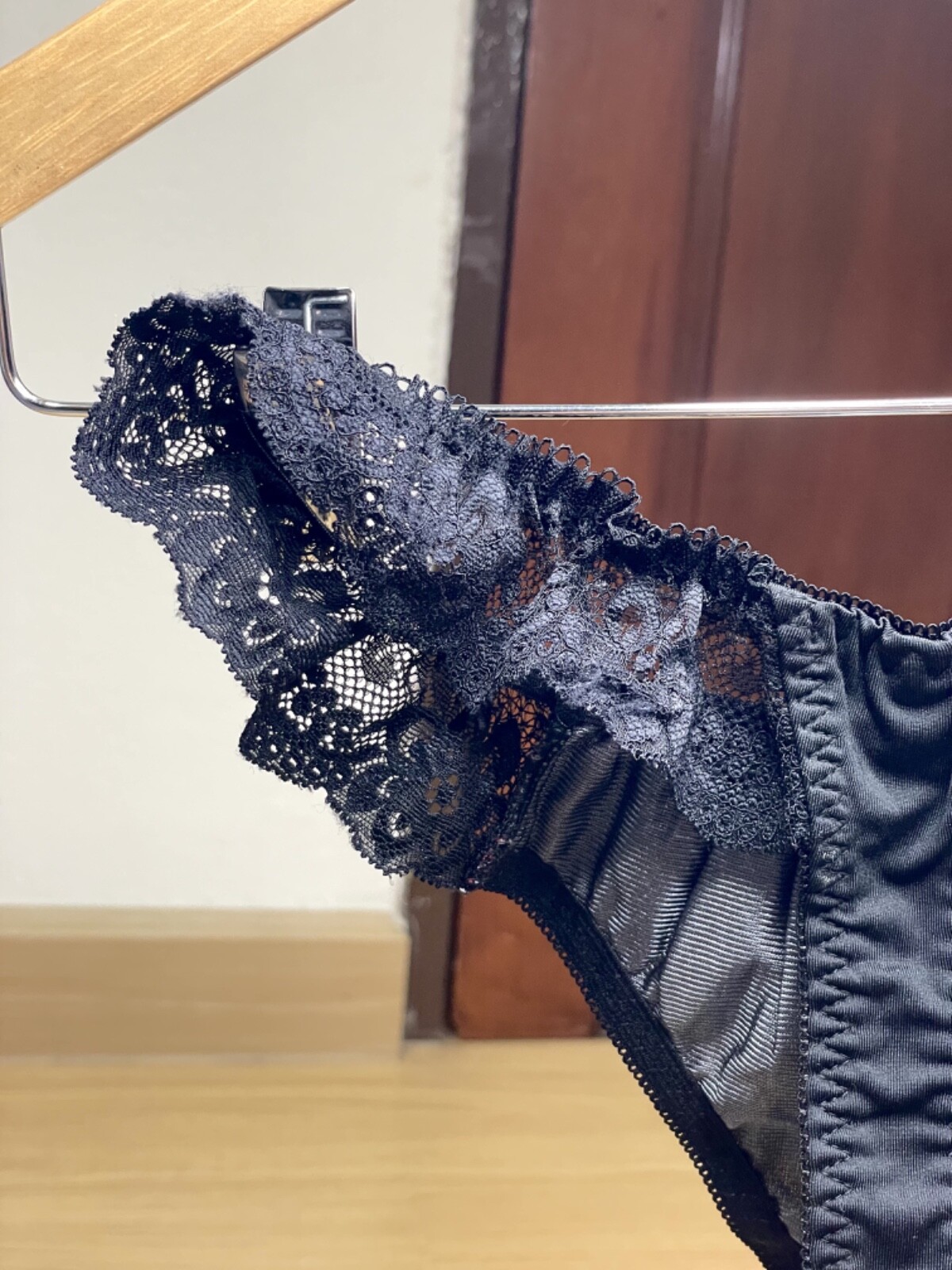 Vtg Deep Black Polyester Spandex String Panty Sz.5~6 Sheer Floral Lace Briefs
