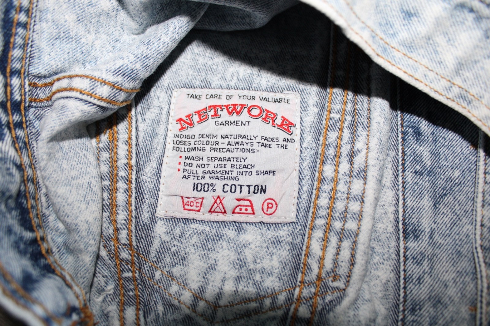 Vintage 1990s Network acid wash denim jean jacket, size medium