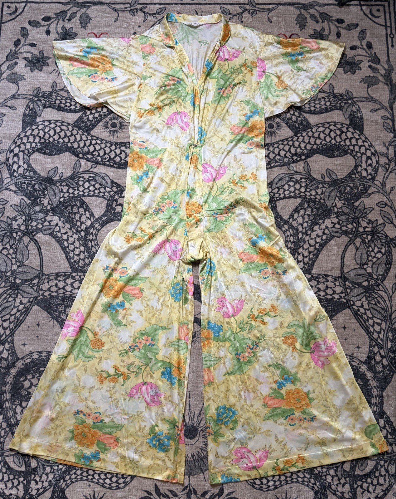 Vintage 70s Vanity Fair Jumpsuit Romper Women&rsquo;s L/XL Nylon Wide-Leg Yellow