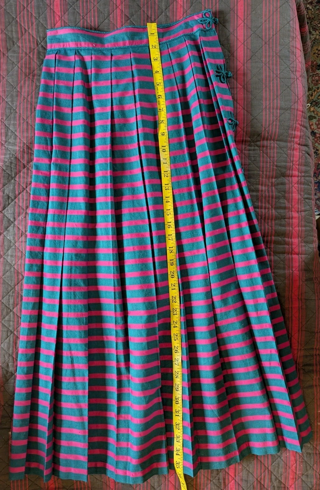 Vintage Cullinane Green Red Stripe Pleated Long Skirt w/Flower Closures 8/S